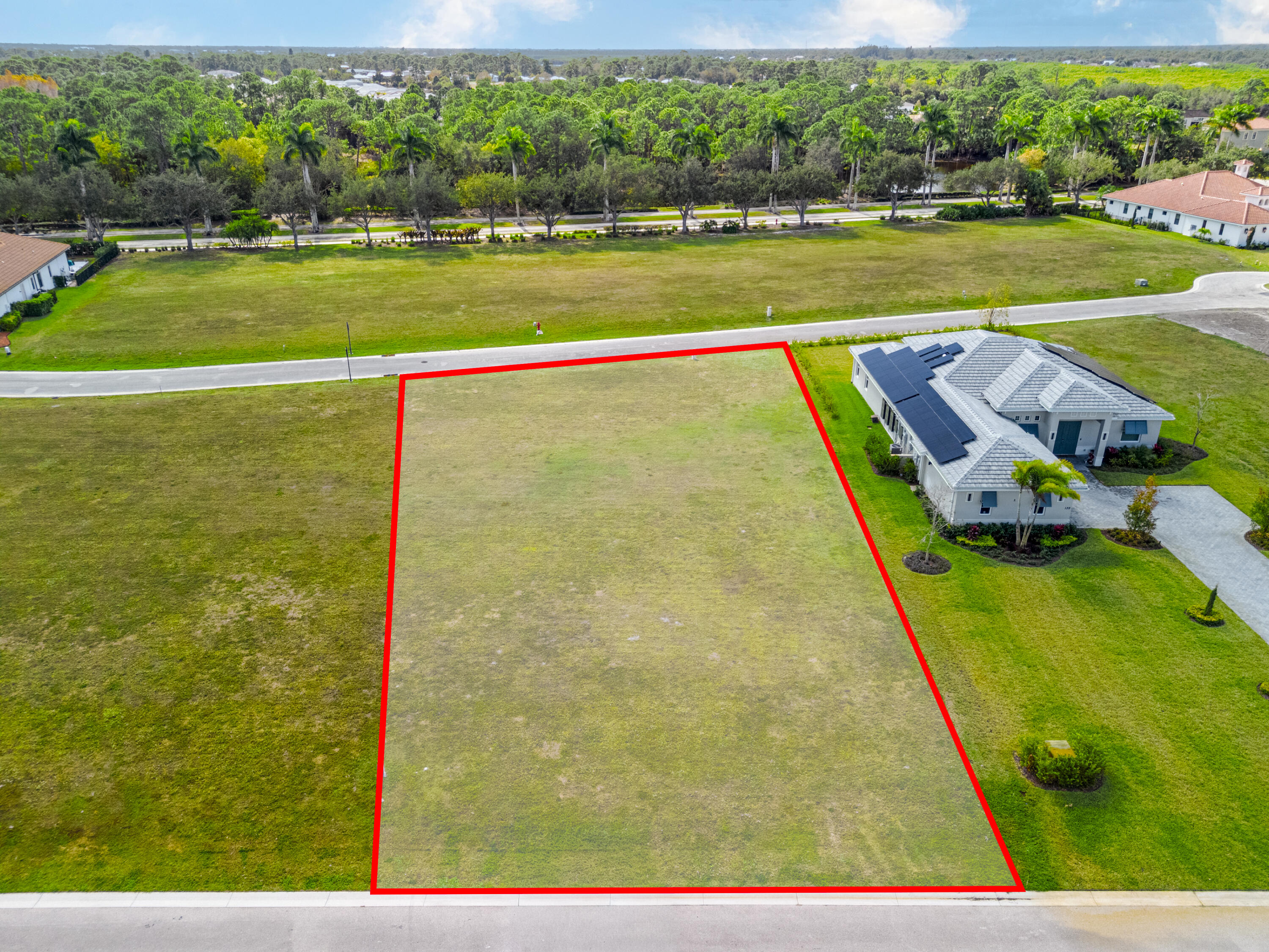 View details of listing 135 SE Via Lago Garda, Port St. Lucie, FL 34952 Port St. Lucie with MLS#