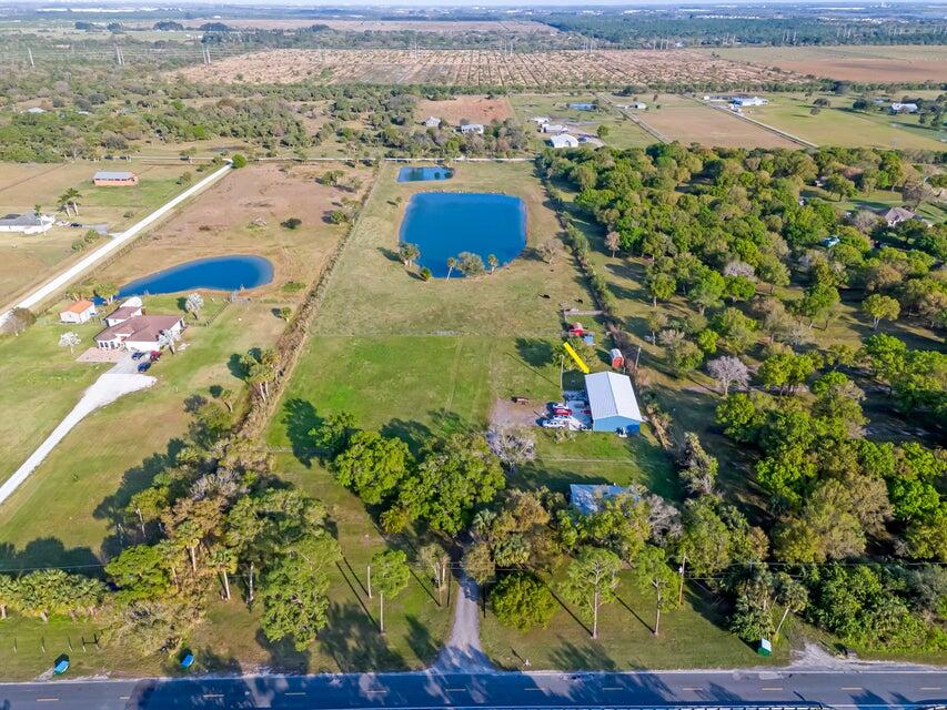 View details of listing 2410 S Brocksmith Road, Fort Pierce, FL 34945 Fort Pierce with MLS#
