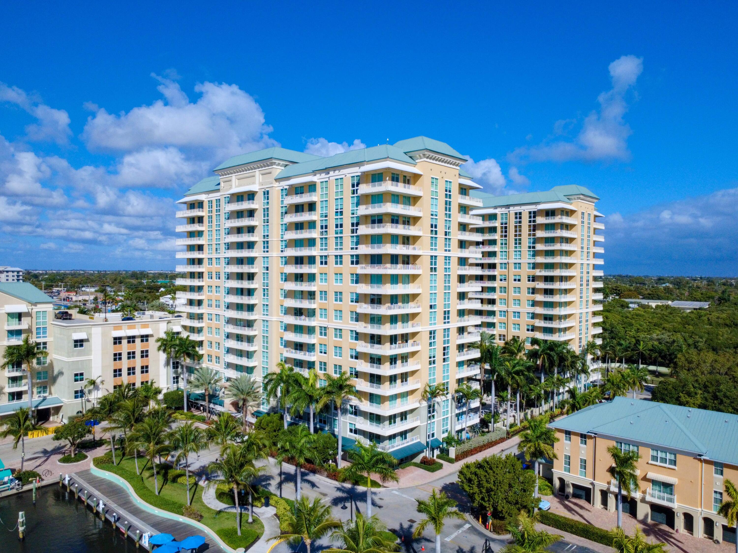 Listing  625 Casa Loma Boulevard 1206, Boynton Beach, FL 33435, Boynton Beach, FL 33435
