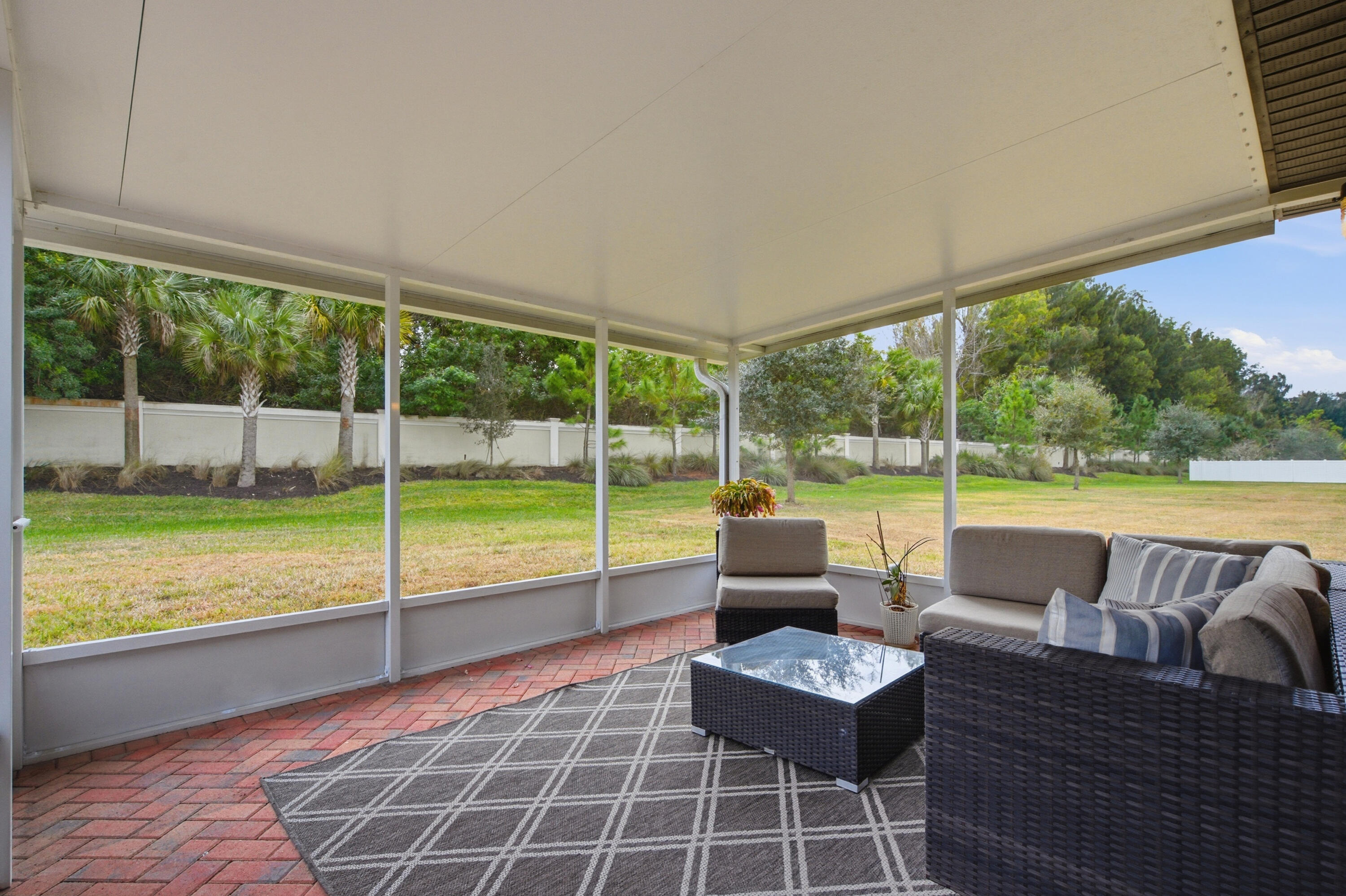 View details of listing 868 Bent Creek Drive, Fort Pierce, FL 34947 Fort Pierce with MLS#