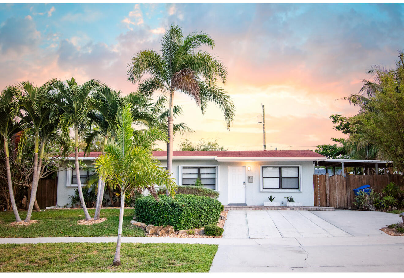 Listing  916 W Drew Street, Lantana, FL 33462, Lantana, FL 33462