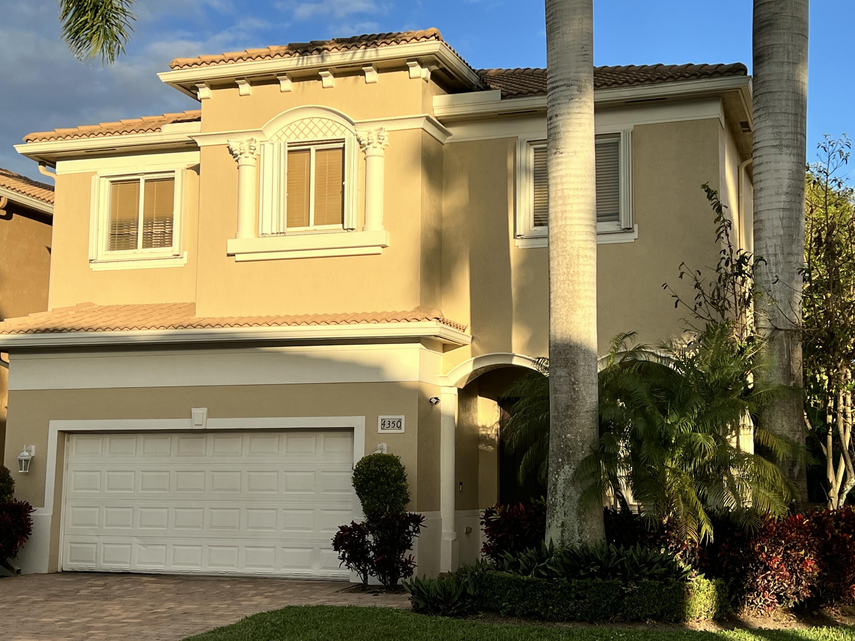 View details of listing 4350 Key Lime Boulevard, Boynton Beach, FL 33436 Boynton Beach with MLS#