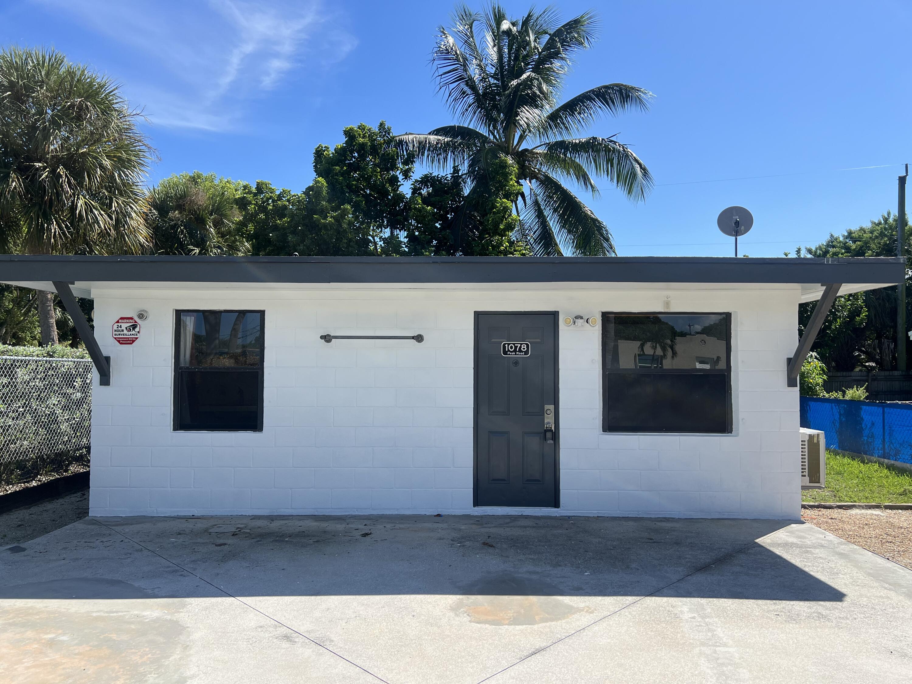 View details of listing 1078 Peak Road, Lake Worth, FL 33462 Lake Worth with MLS#