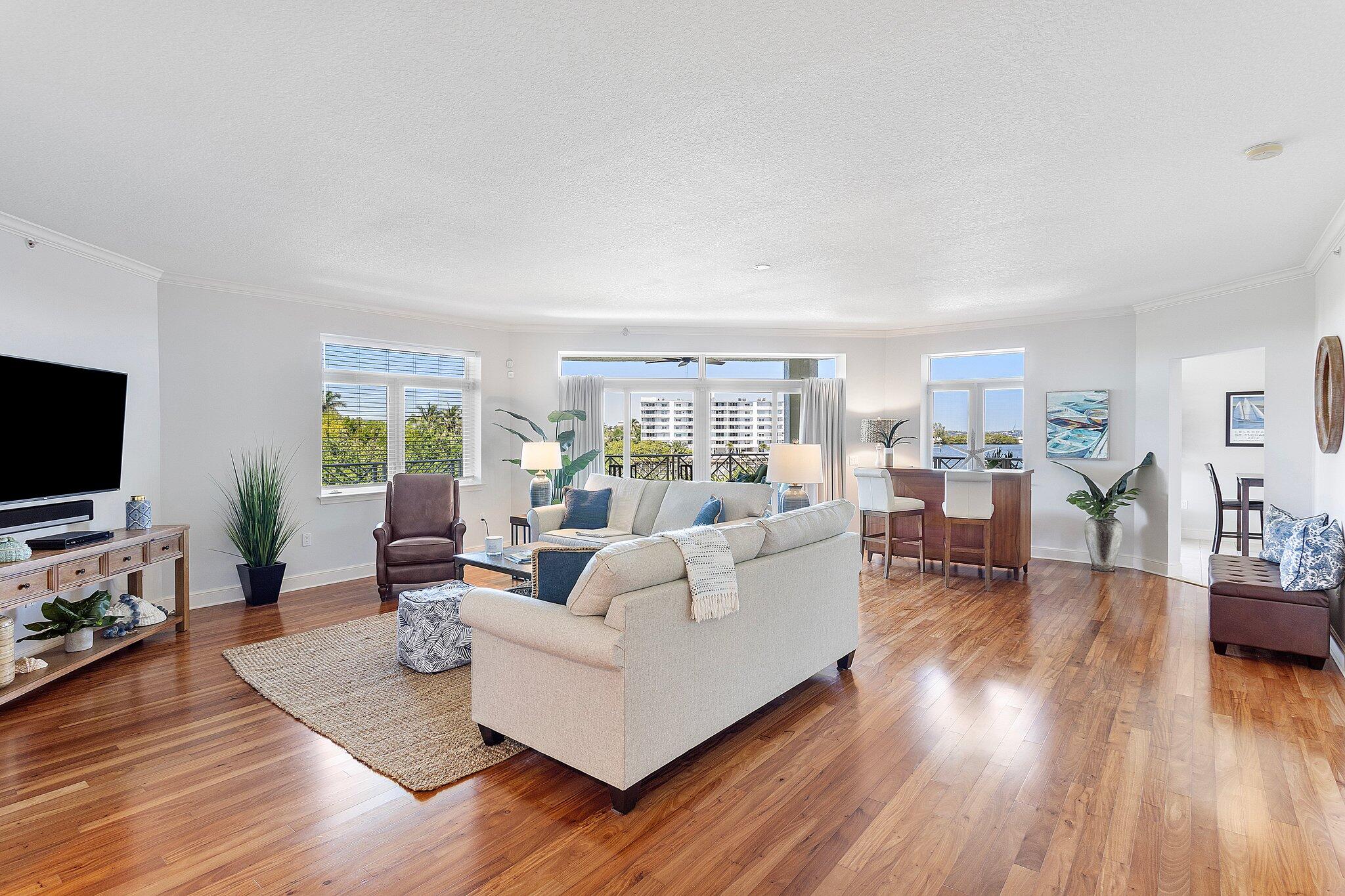 View details of listing 309 E Ocean Avenue 205, Lantana, FL 33462 Lantana with MLS#