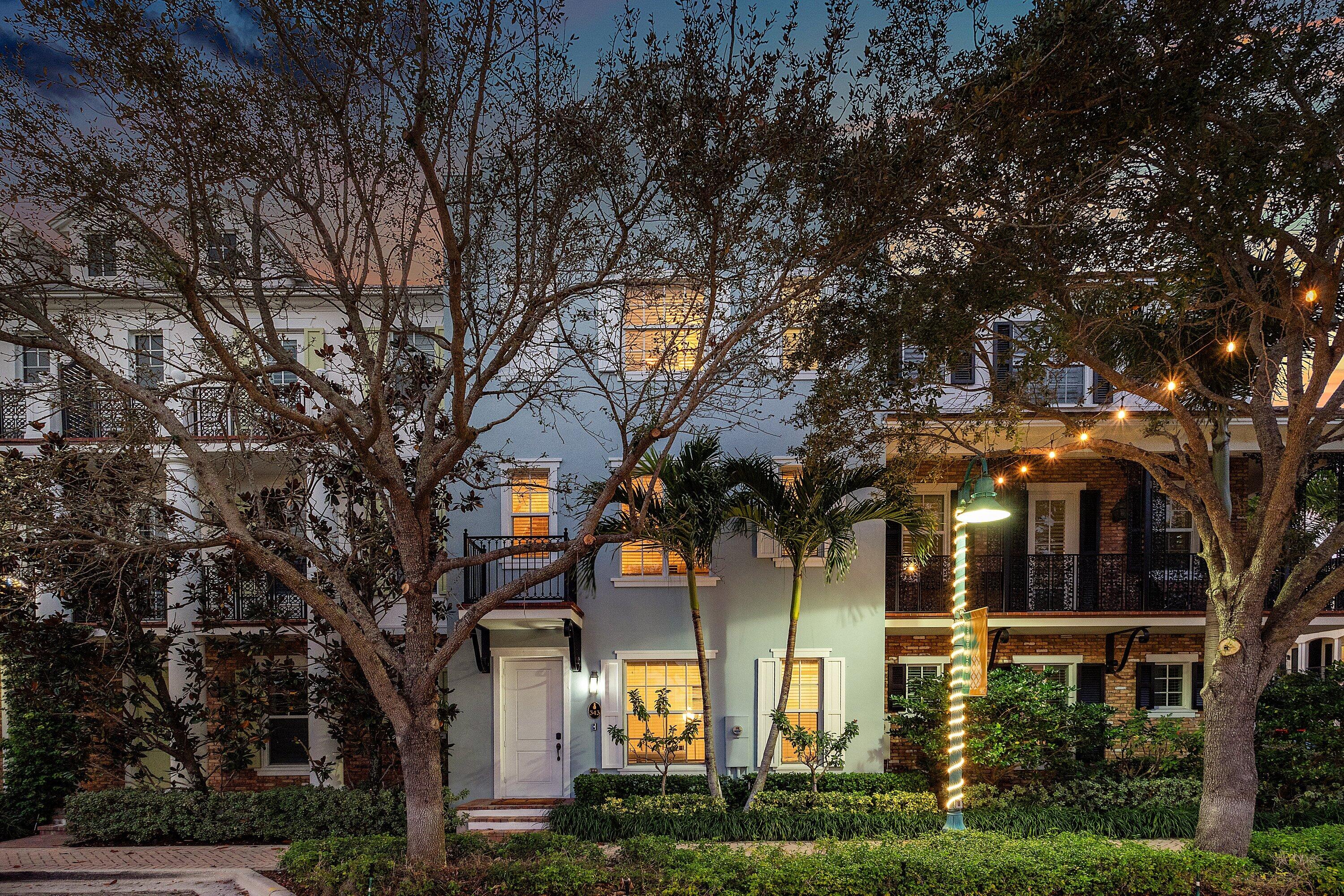 View details of listing 343 E Cannery Row Circle, Delray Beach, FL 33444 Delray Beach with MLS#