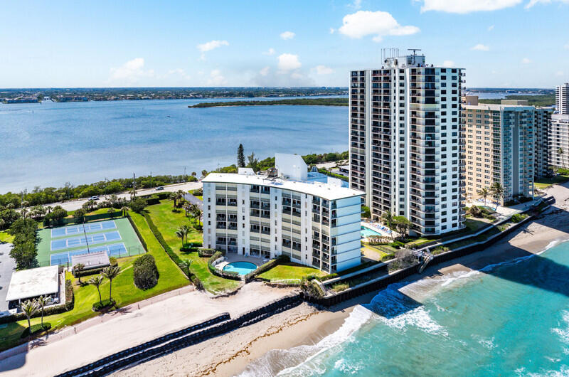 View details of listing 5400 N Ocean Drive 7b, Singer Island, FL 33404 Singer Island with MLS#