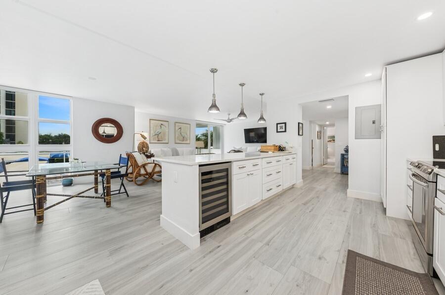 View details of listing 2200 S Ocean Boulevard 203, Delray Beach, FL 33483 Delray Beach with MLS#