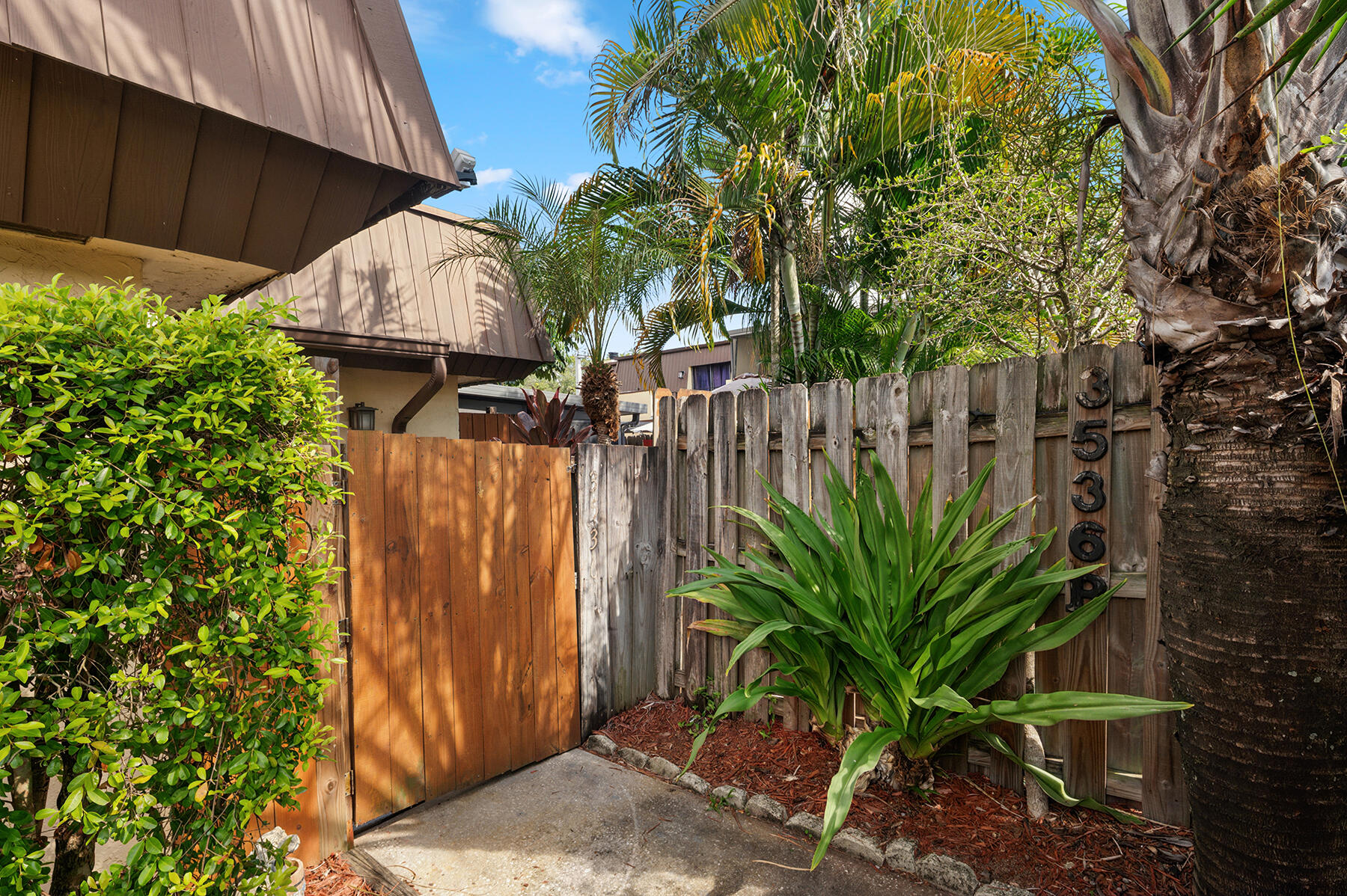 Listing  3536 Gardens Drive E B, Palm Beach Gardens, FL 33410, Palm Beach Gardens, FL 33410