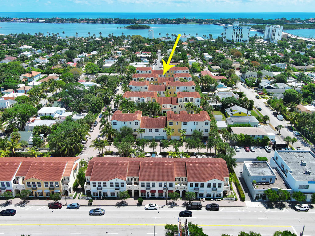 View details of listing 3673 Historic Lane, West Palm Beach, FL 33401 West Palm Beach with MLS#