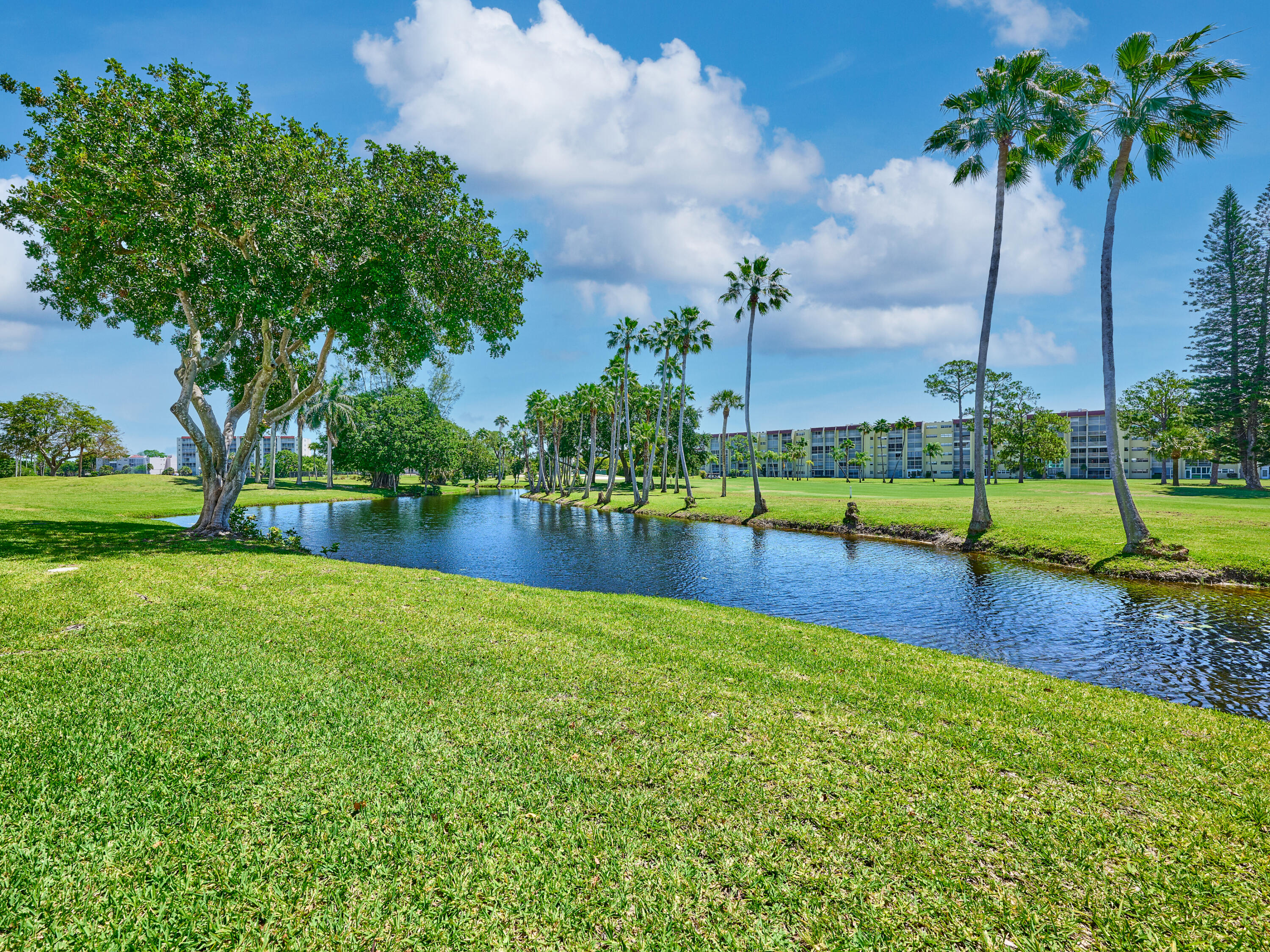 View details of listing 3597 Birdie Drive 202c, Lake Worth, FL 33467 Lake Worth with MLS#