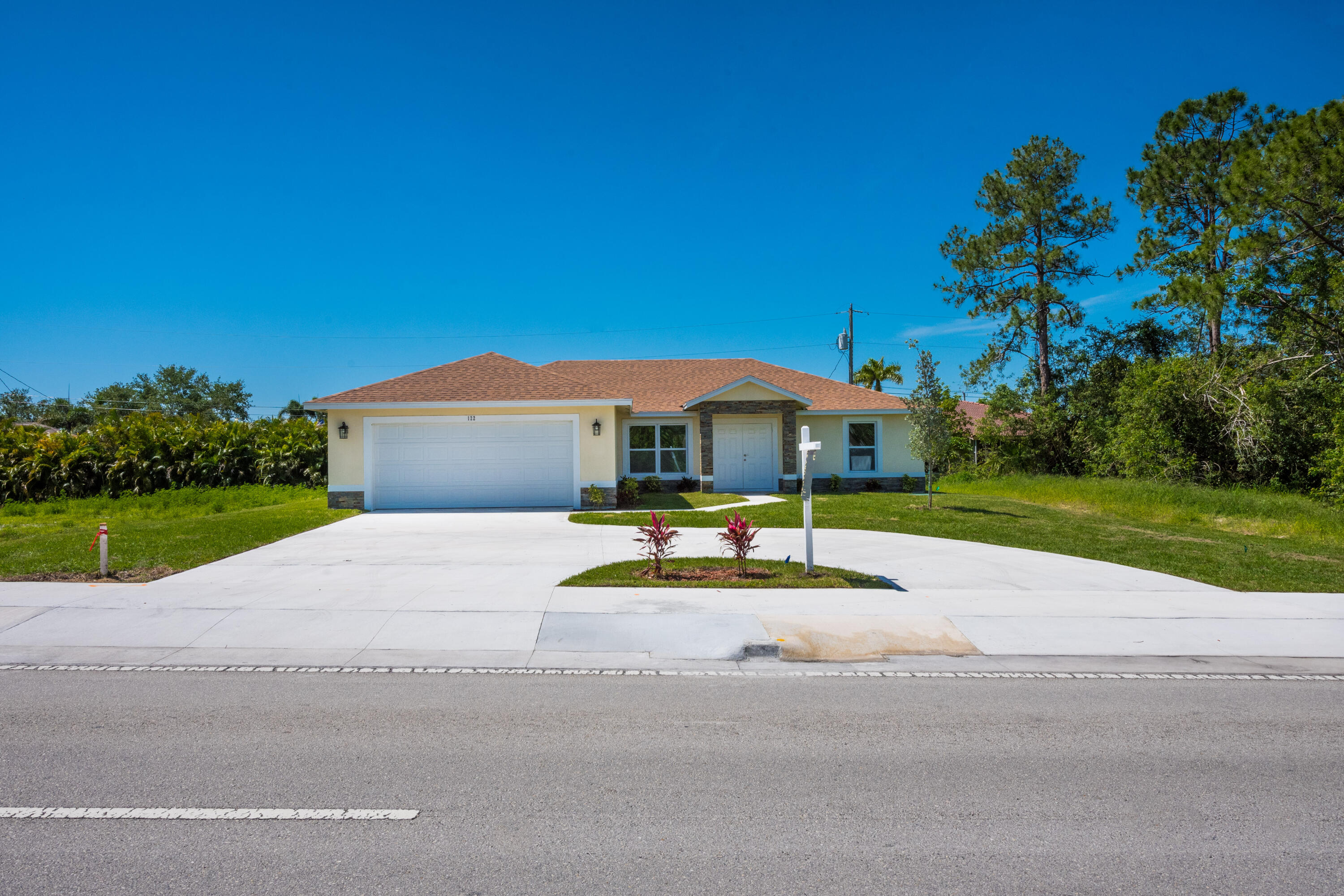 View details of listing 122 SW Becker Road, Port St. Lucie, FL 34953 Port St. Lucie with MLS#