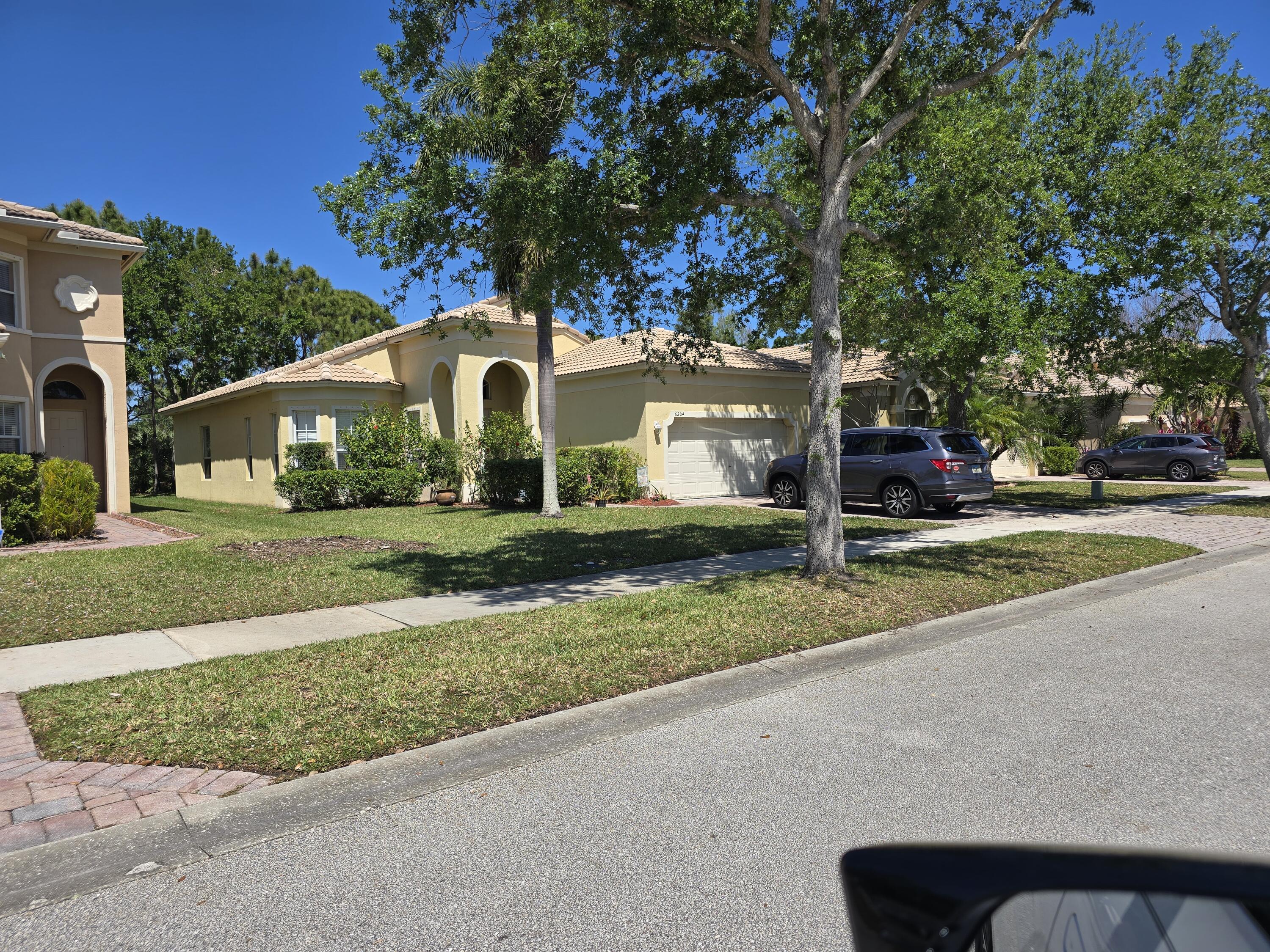 View details of listing 6204 Spring Lakes Terrace, Fort Pierce, FL 34951 Fort Pierce with MLS#