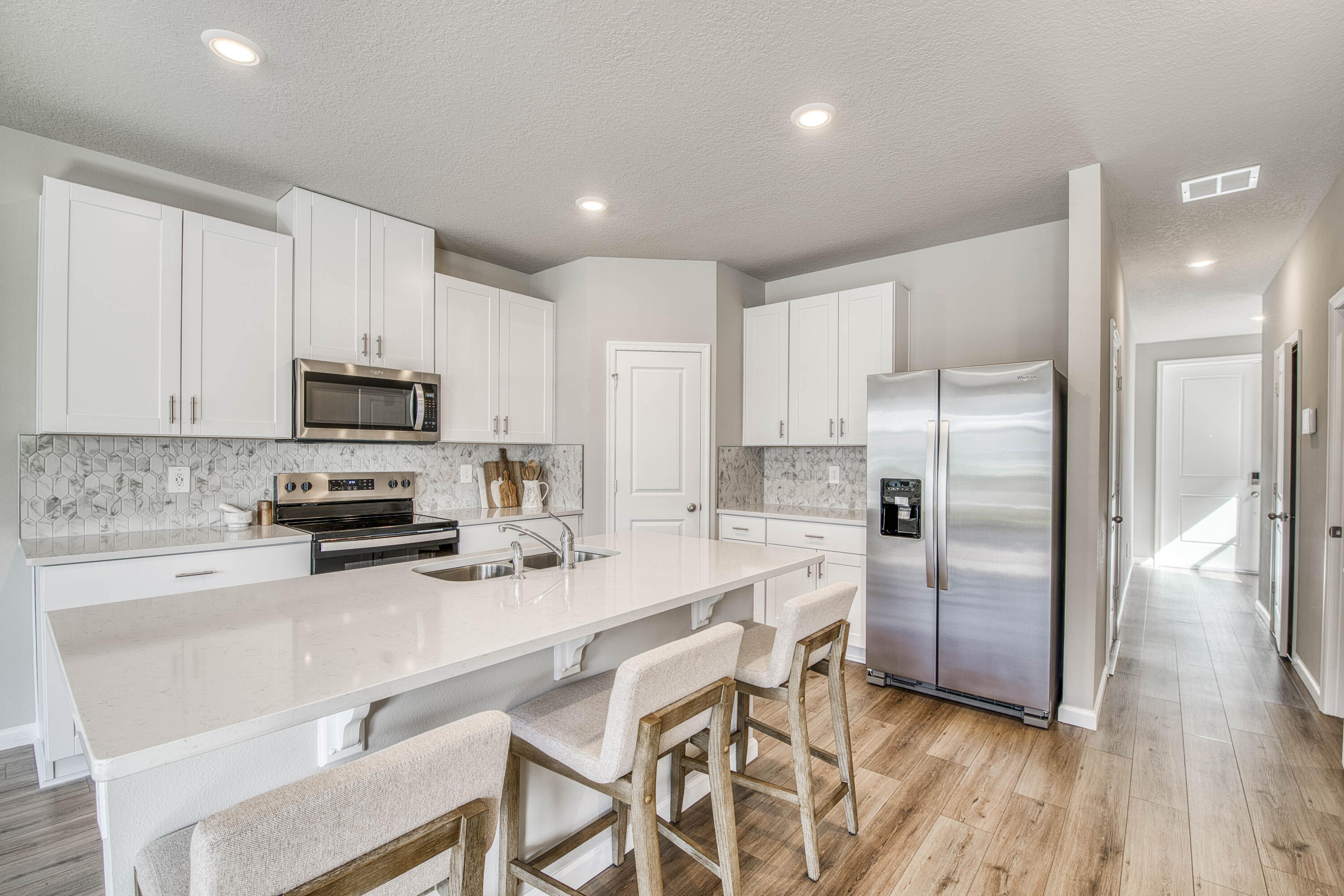 View details of listing 5735 SE Edgewater Circle, Stuart, FL 34997 Stuart with MLS#