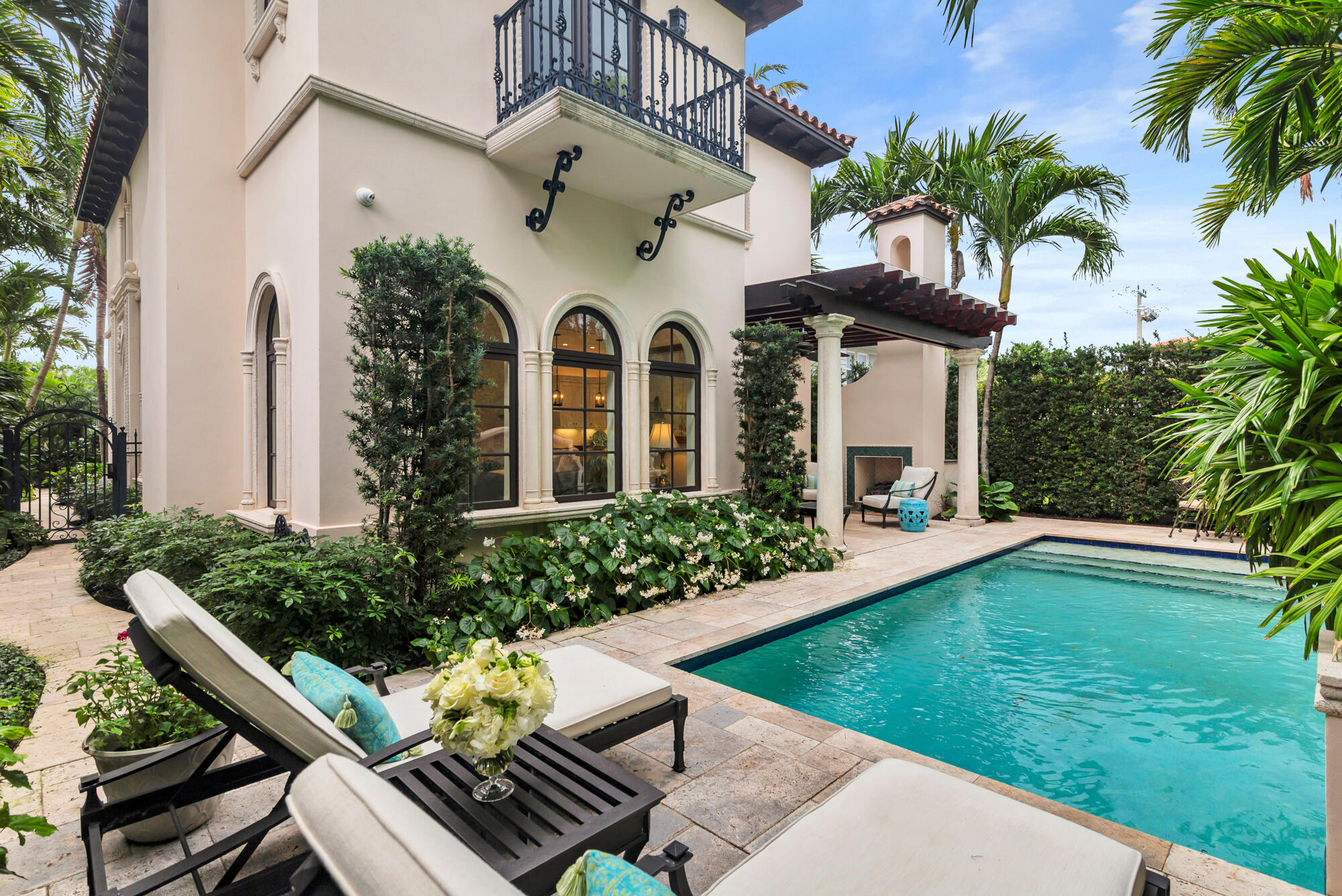 View details of listing 261 Seminole Avenue, Palm Beach, FL 33480 Palm Beach with MLS# 