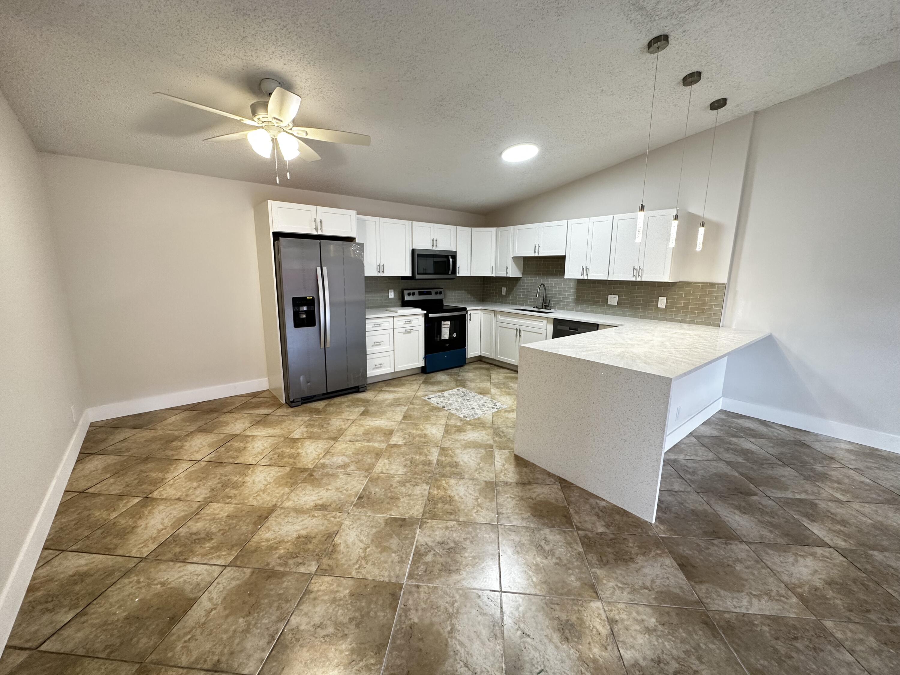 View details of listing 4326 Woodstock Drive C, West Palm Beach, FL 33409 West Palm Beach with MLS# 