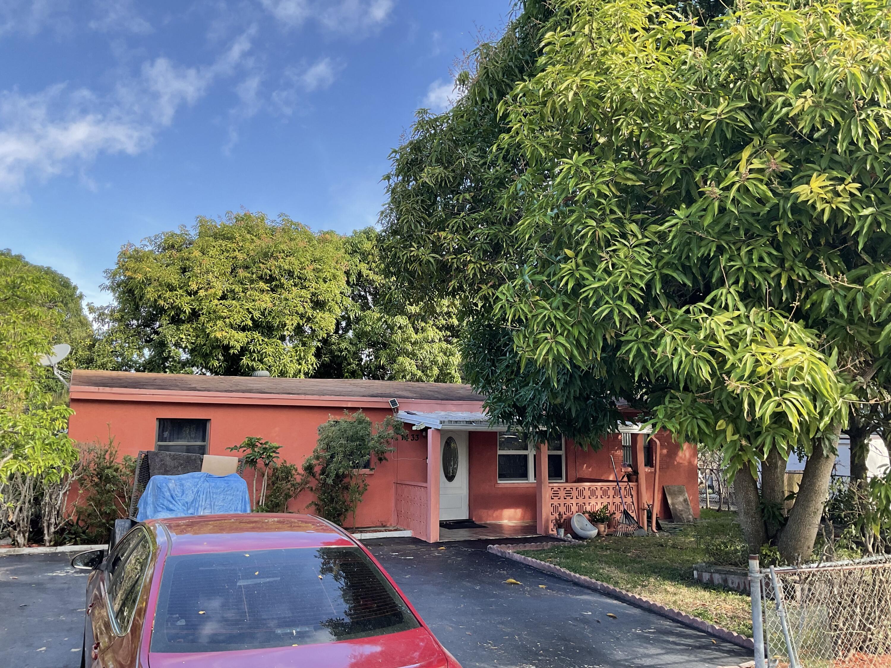 View details of listing 1433 NE 26th Court, Pompano Beach, FL 33064 Pompano Beach with MLS# 
