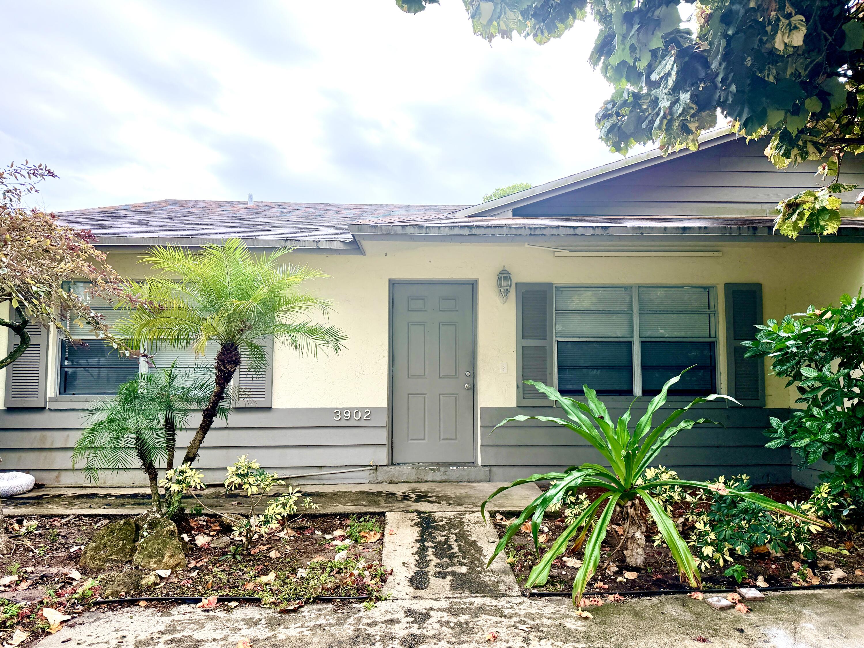Listing  3902 Chapel Street, West Palm Beach, FL 33403, West Palm Beach, FL 33403