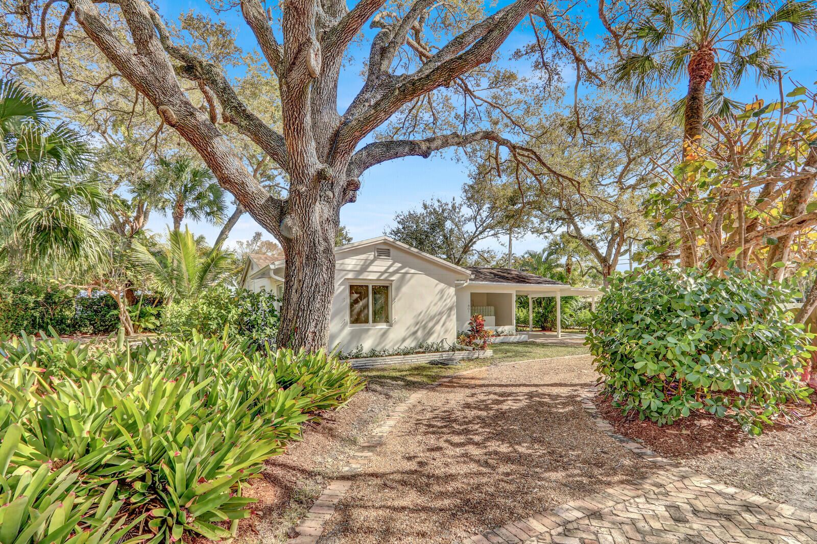 Listing  601 Paulina Road, Jupiter, FL 33477, Jupiter, FL 33477