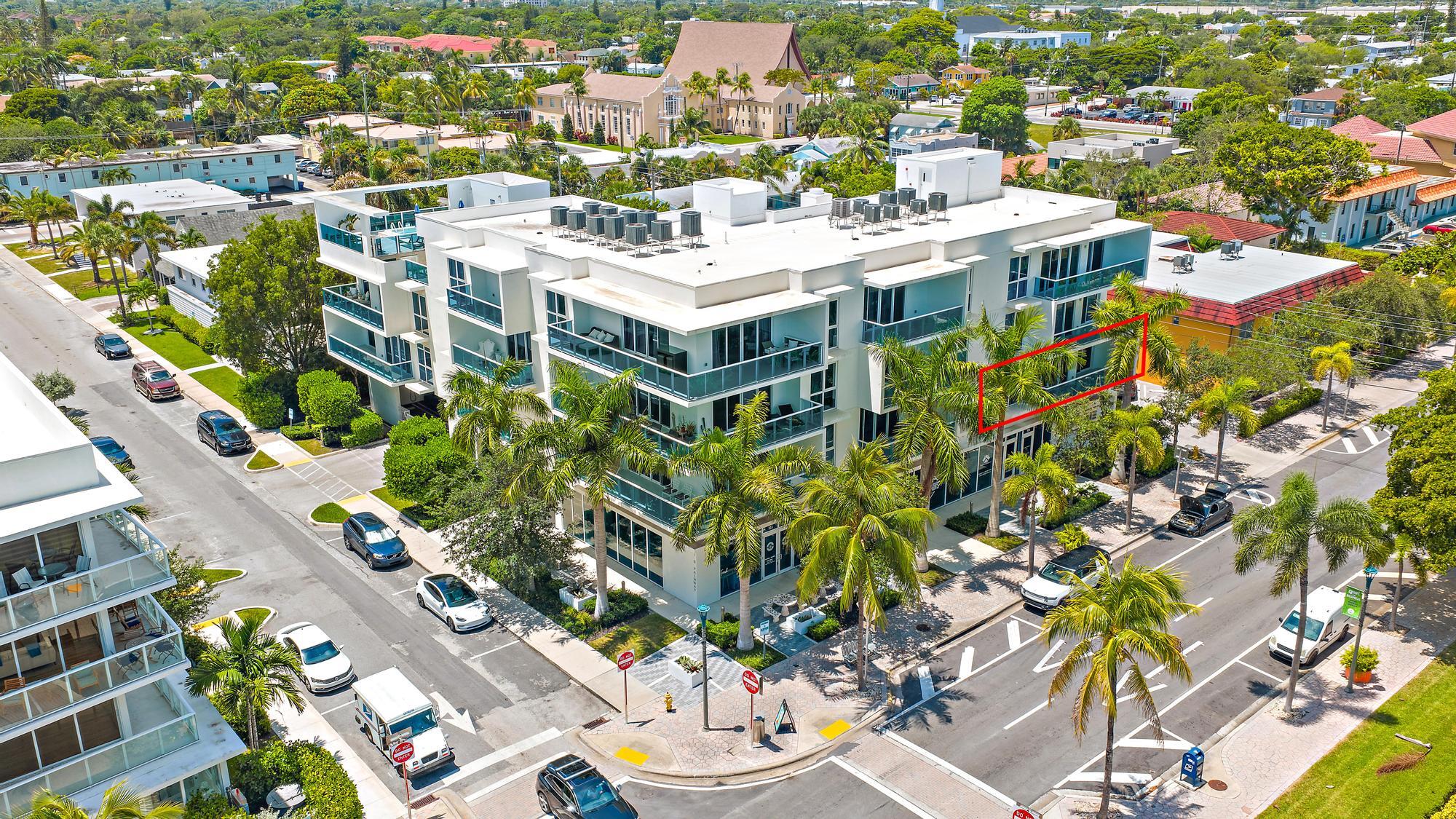 Listing  1 S Palmway 201, Lake Worth, FL 33460, Lake Worth, FL 33460