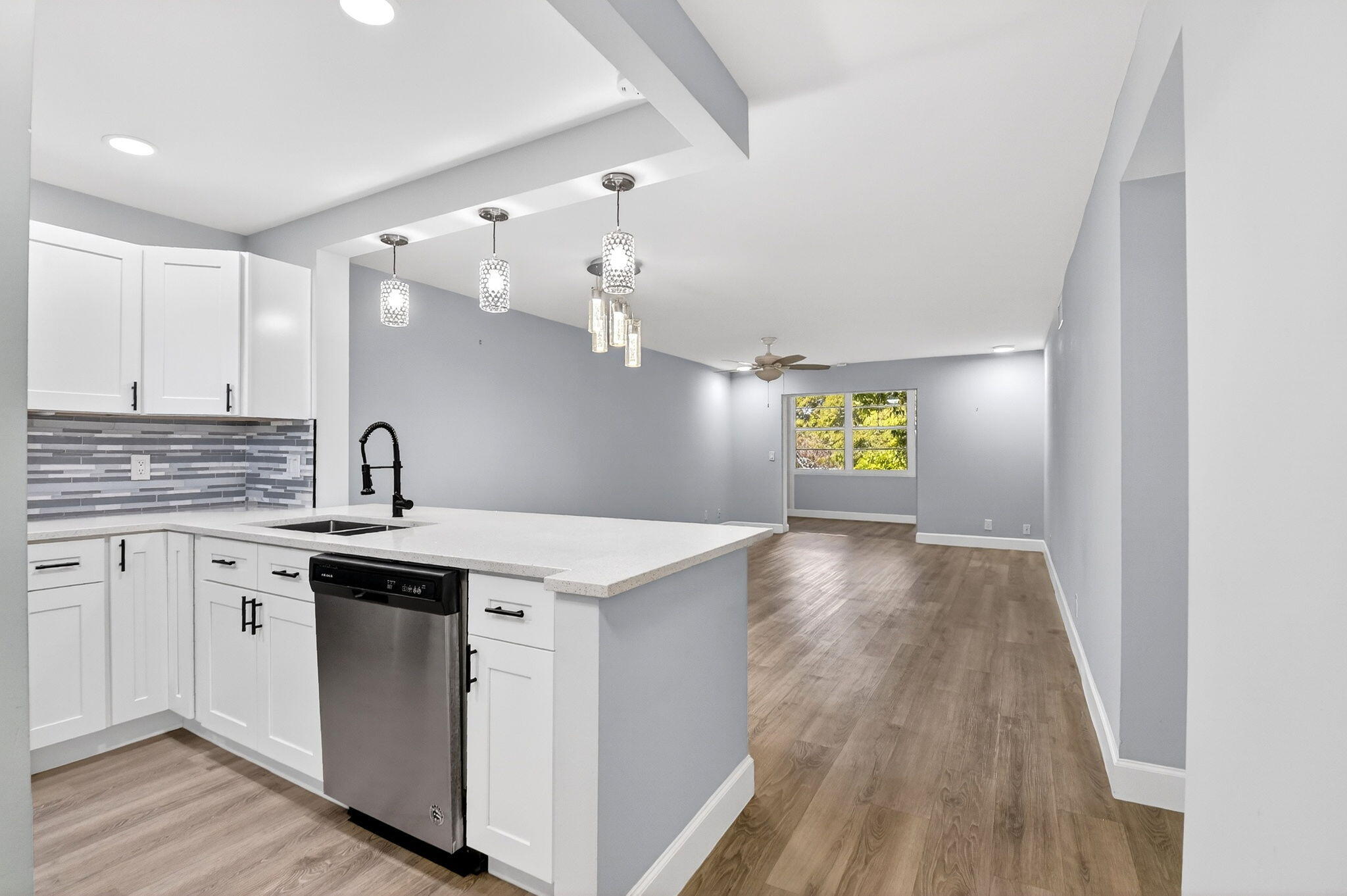 View details of listing 2515 NE 2nd Court 204, Boynton Beach, FL 33435 Boynton Beach with MLS# 