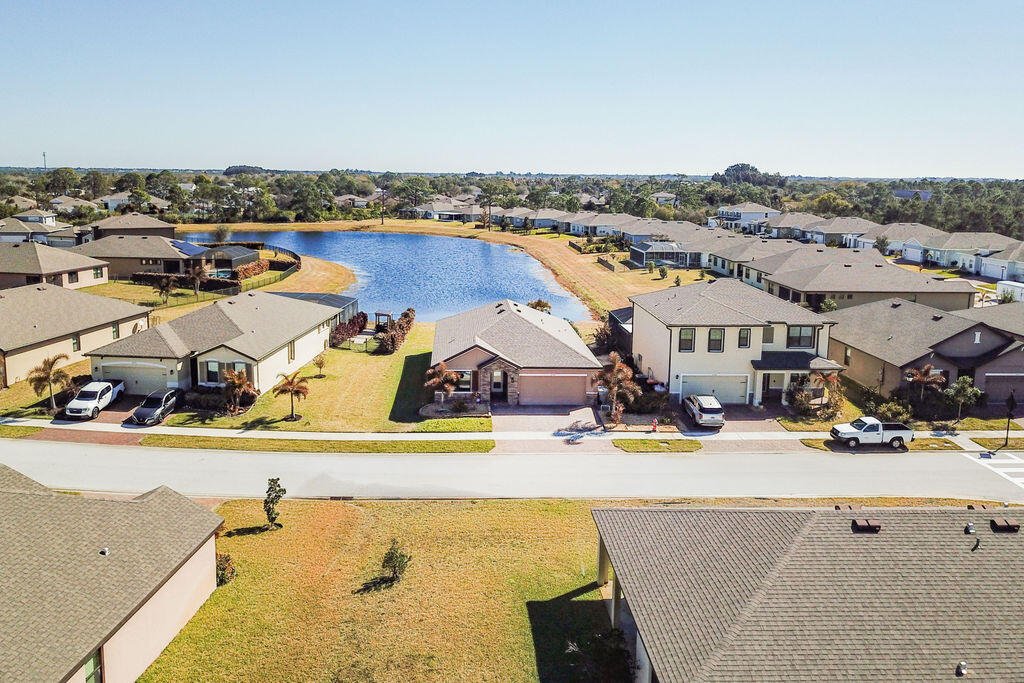 View details of listing 6560 Canterbridge Drive, Vero Beach, FL 32967 Vero Beach with MLS# 