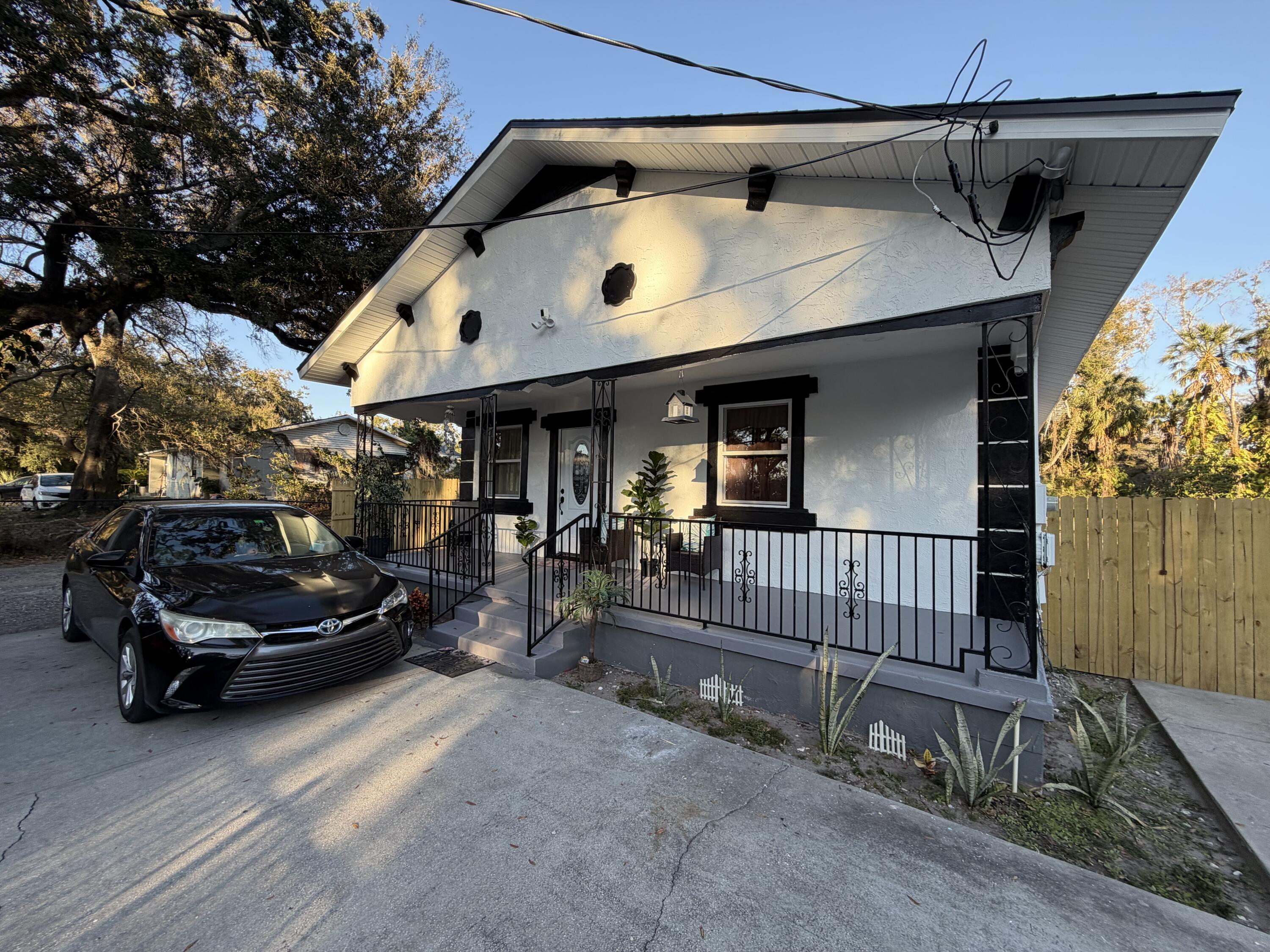 View details of listing 1606 S 45 Street, Tampa, FL 33619 Tampa with MLS# 