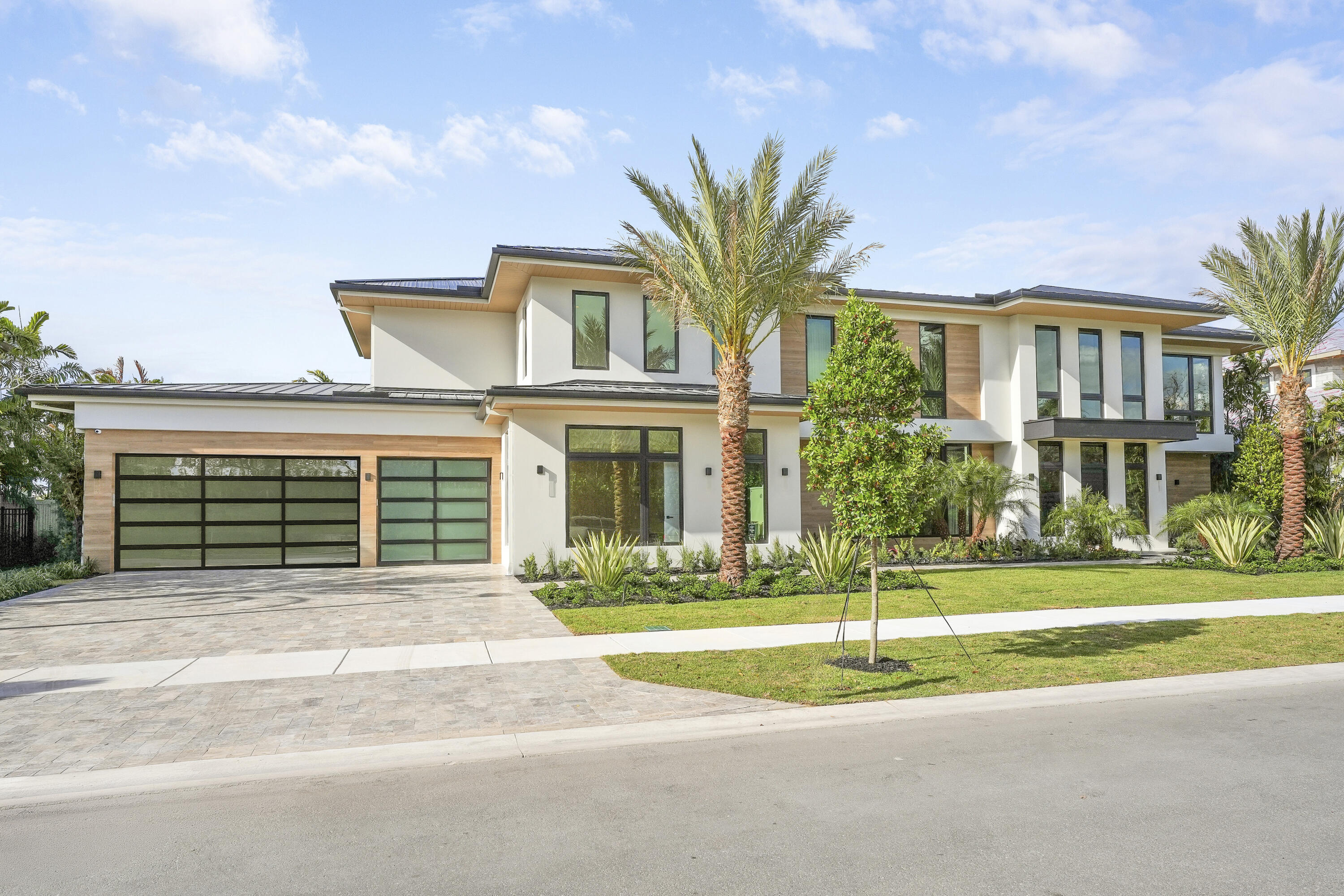 View details of listing 11340 Polo Park Trail, Wellington, FL 33414 Wellington with MLS# 