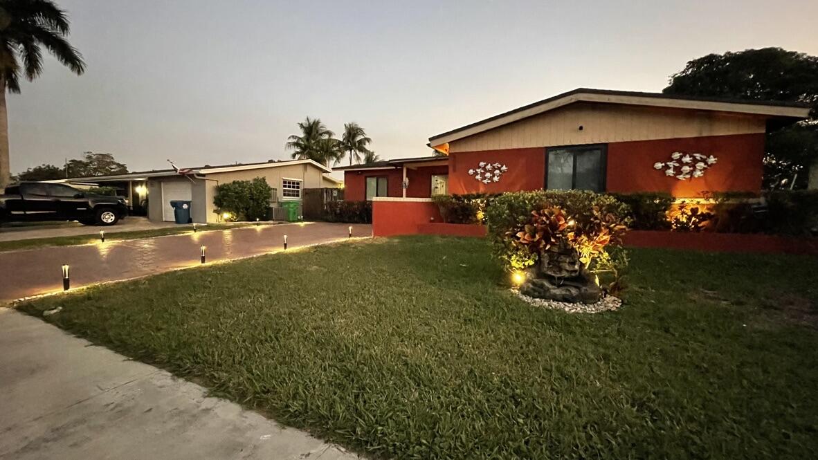 View details of listing 9282 NW 24th Place, Sunrise, FL 33322 Sunrise with MLS#