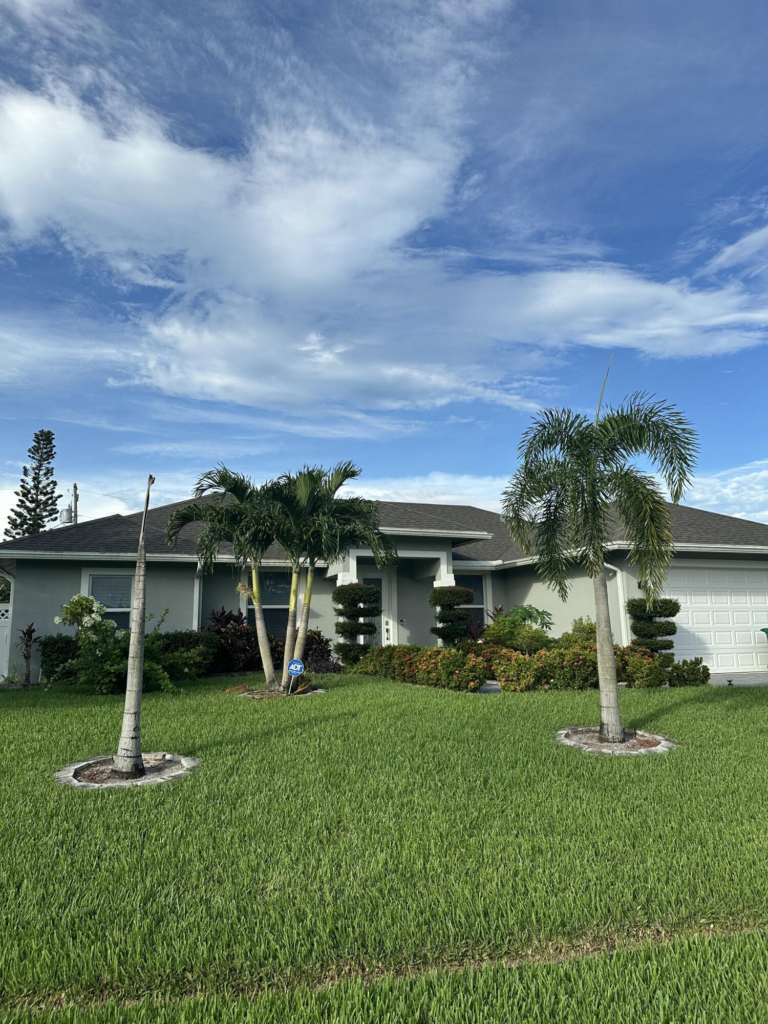 View details of listing 1159 SW Edinburgh Drive, Port St. Lucie, FL 34953 Port St. Lucie with MLS#