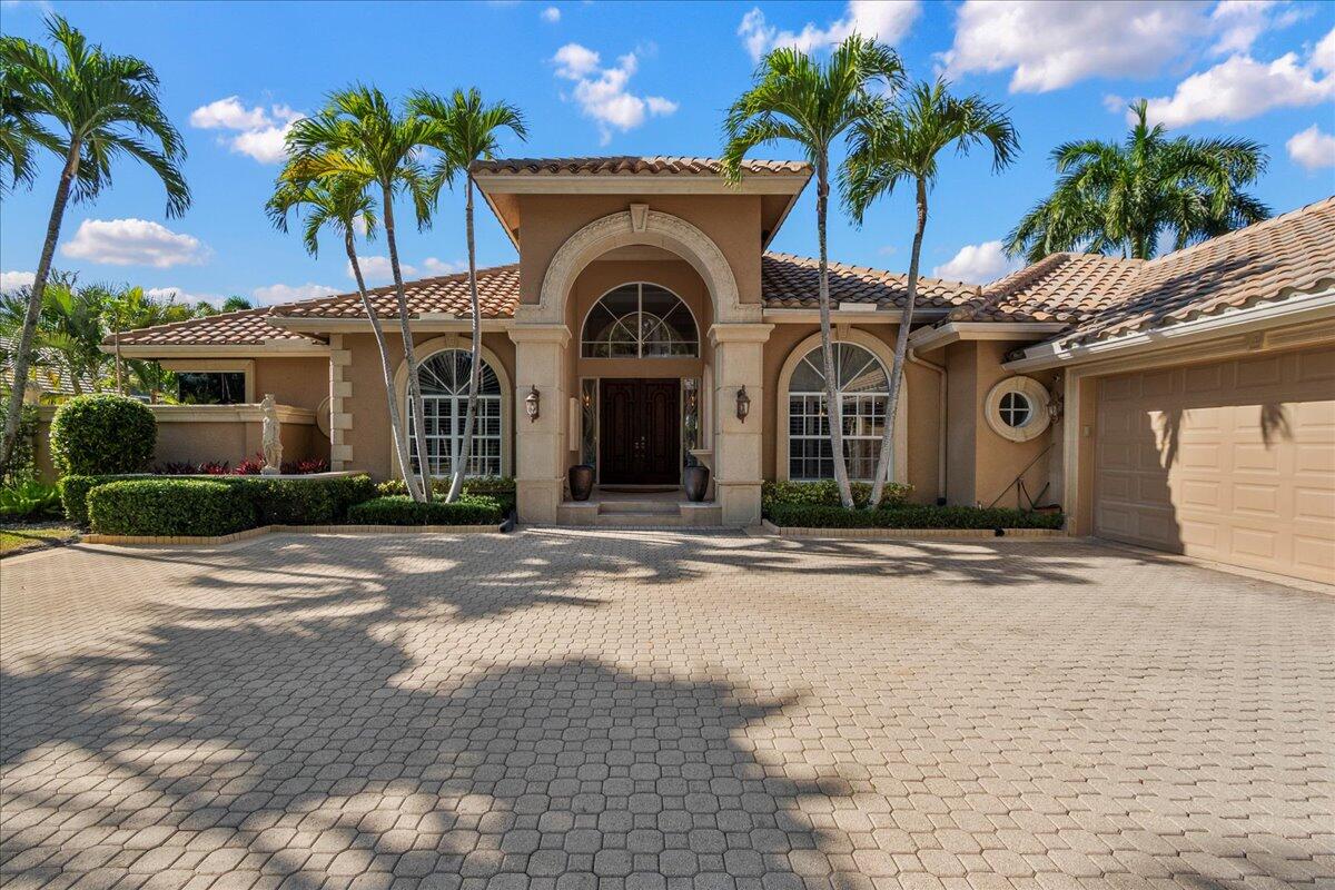 View details of listing 1338 Breakers West Boulevard, West Palm Beach, FL 33411 West Palm Beach with MLS#