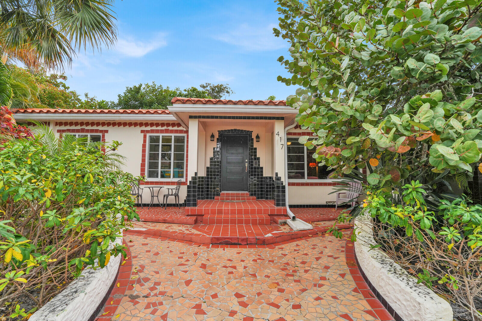 View details of listing 417 N 12th Avenue N, Lake Worth, FL 33460 Lake Worth with MLS#