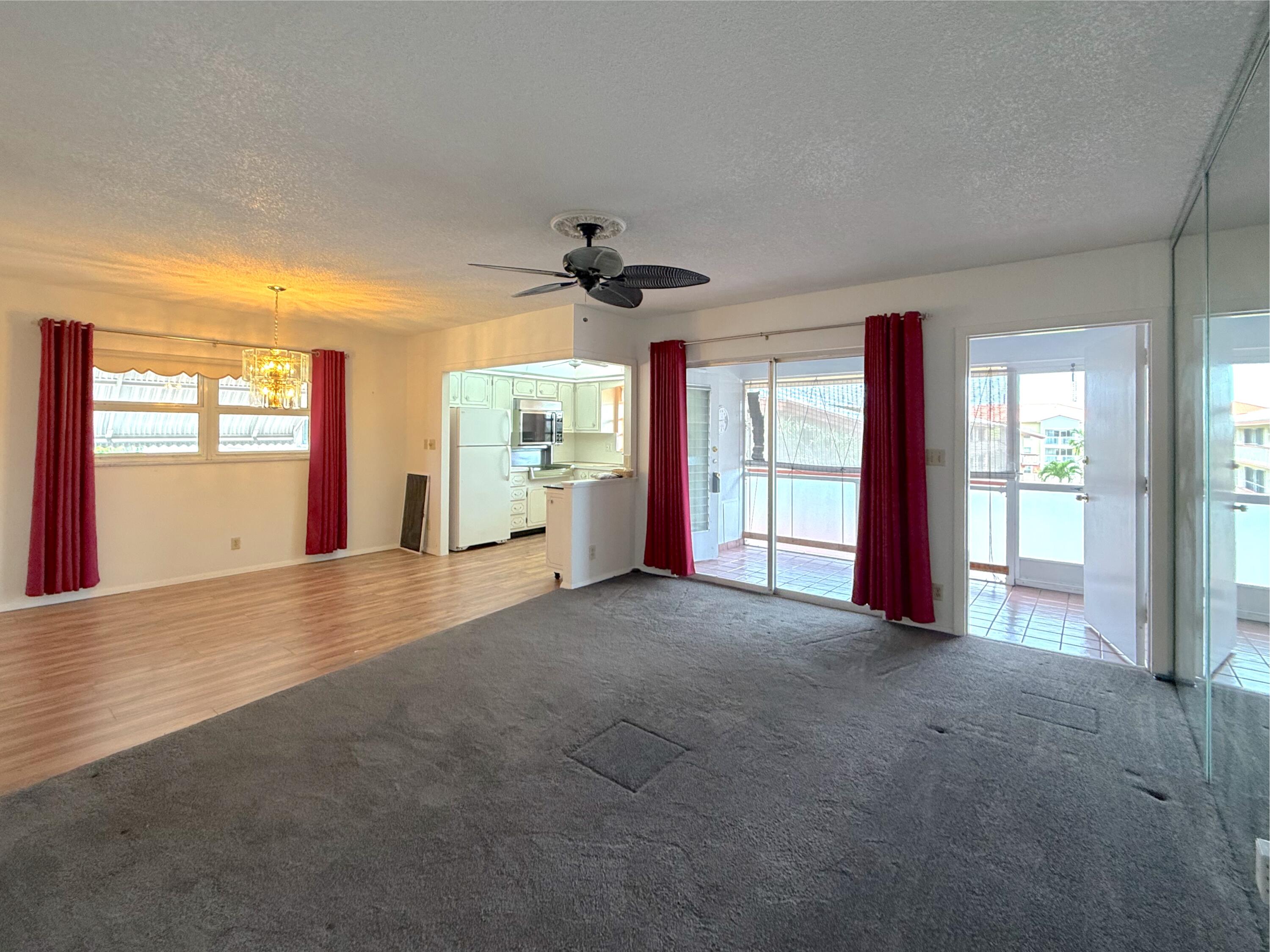 View details of listing 5300 Washington Street P331, Hollywood, FL 33021 Hollywood with MLS#