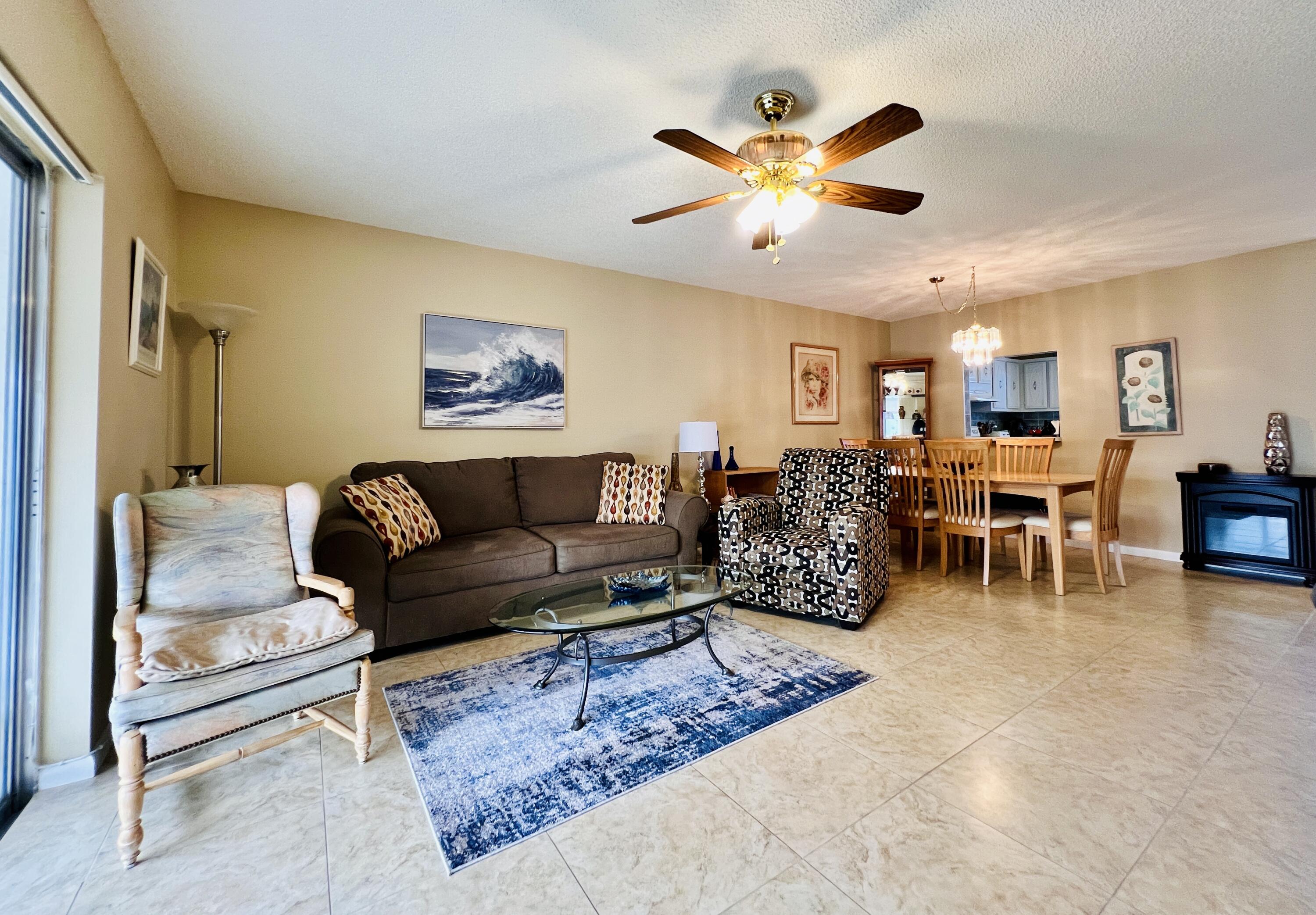 View details of listing 203 Oxford 500, West Palm Beach, FL 33417 West Palm Beach with MLS#