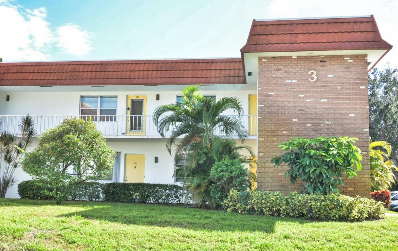 View details of listing 1225 NW 21st Street 309, Stuart, FL 34994 Stuart with MLS#