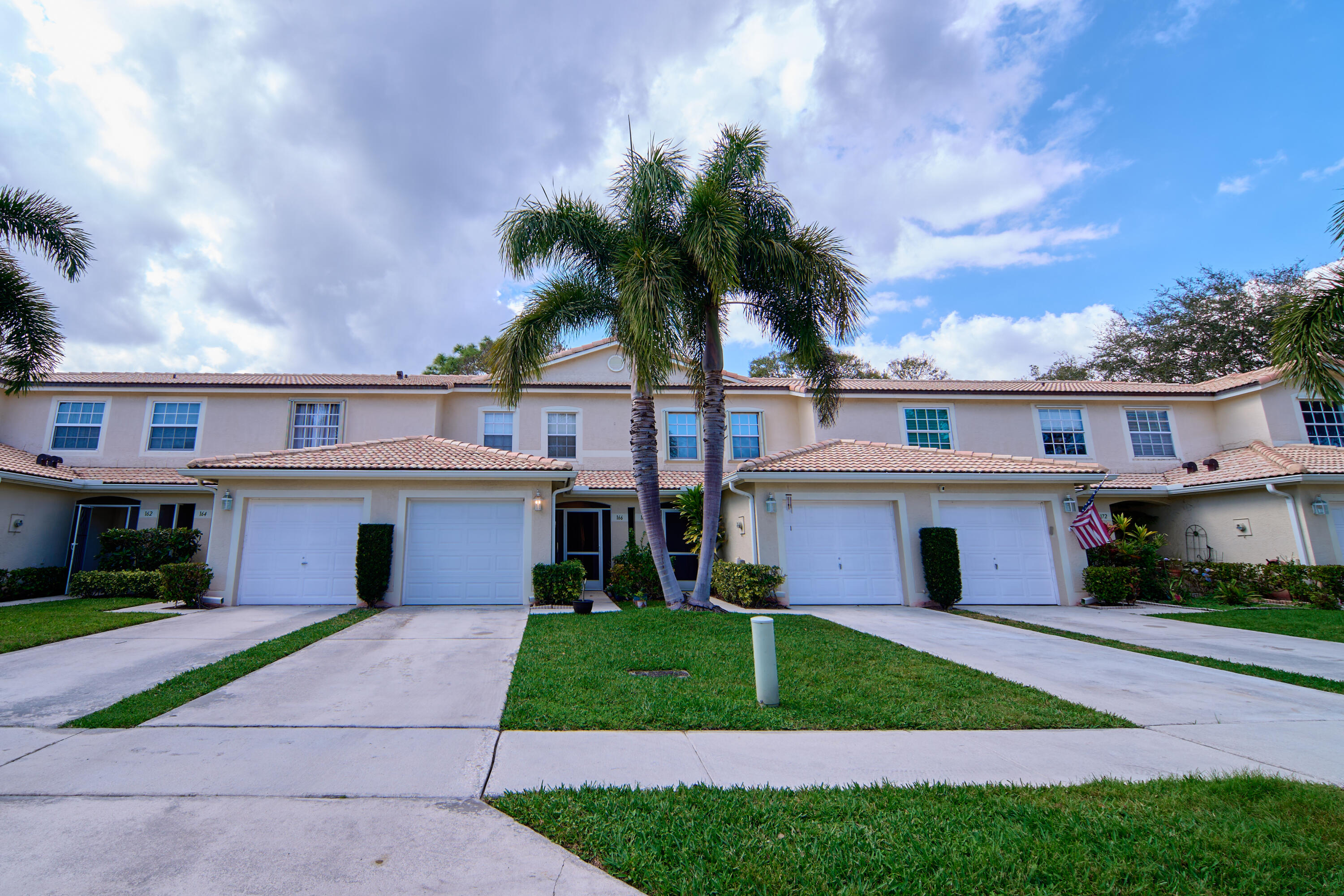 View details of listing 166 Timberwalk Trail, Jupiter, FL 33458 Jupiter with MLS#
