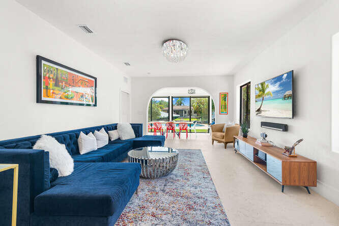 View details of listing 7820 Hawthorne Avenue, Miami Beach, FL 33141 Miami Beach with MLS#