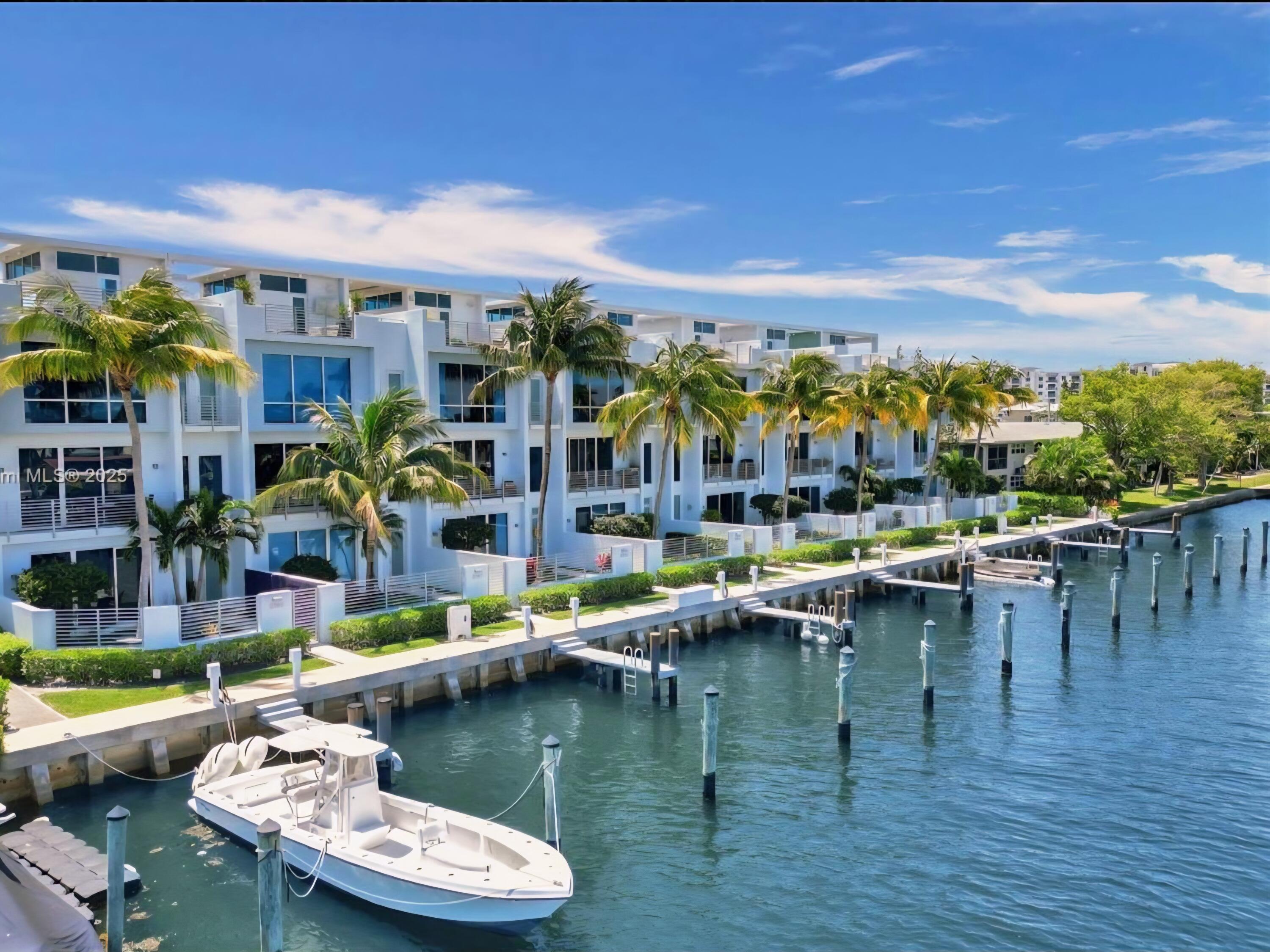 View details of listing 2743 NE 1st Street, Pompano Beach, FL 33062 Pompano Beach with MLS# 