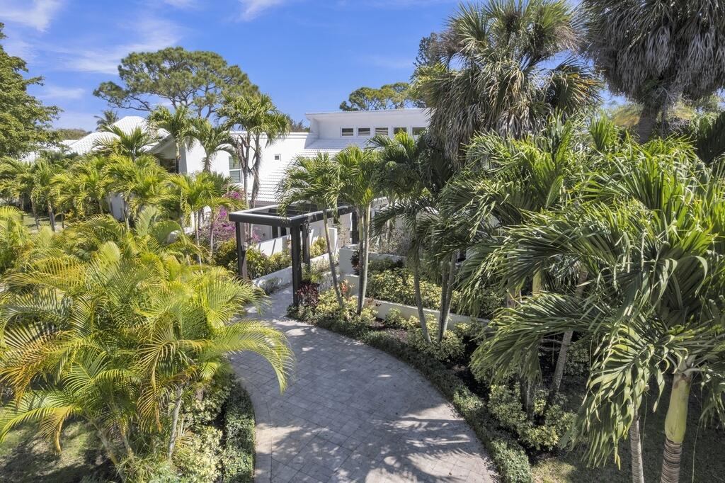 View details of listing 355 Oakview Drive, Delray Beach, FL 33445 Delray Beach with MLS# 