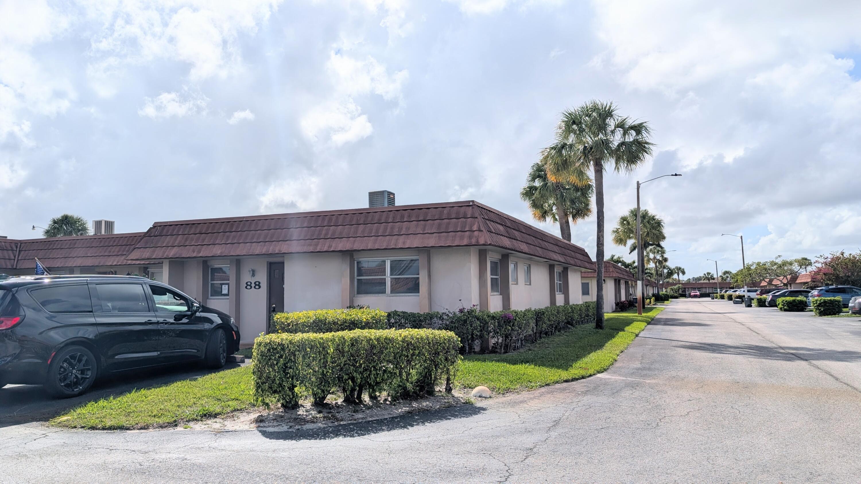 View details of listing 5775 Fernley Drive 88, West Palm Beach, FL 33415 West Palm Beach with MLS# 