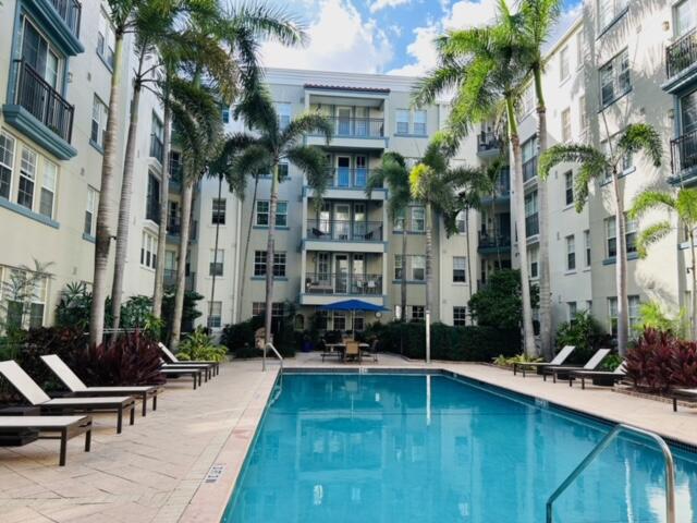 View details of listing 533 NE 3rd Avenue 204, Fort Lauderdale, FL 33301 Fort Lauderdale with MLS# 