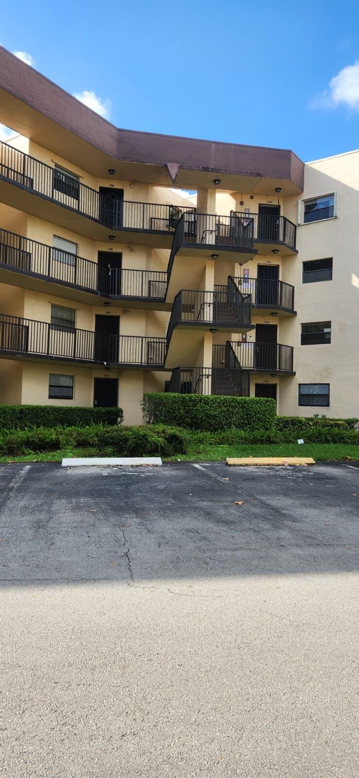View details of listing 6555 W Broward Boulevard 201, Plantation, FL 33317 Plantation with MLS# 