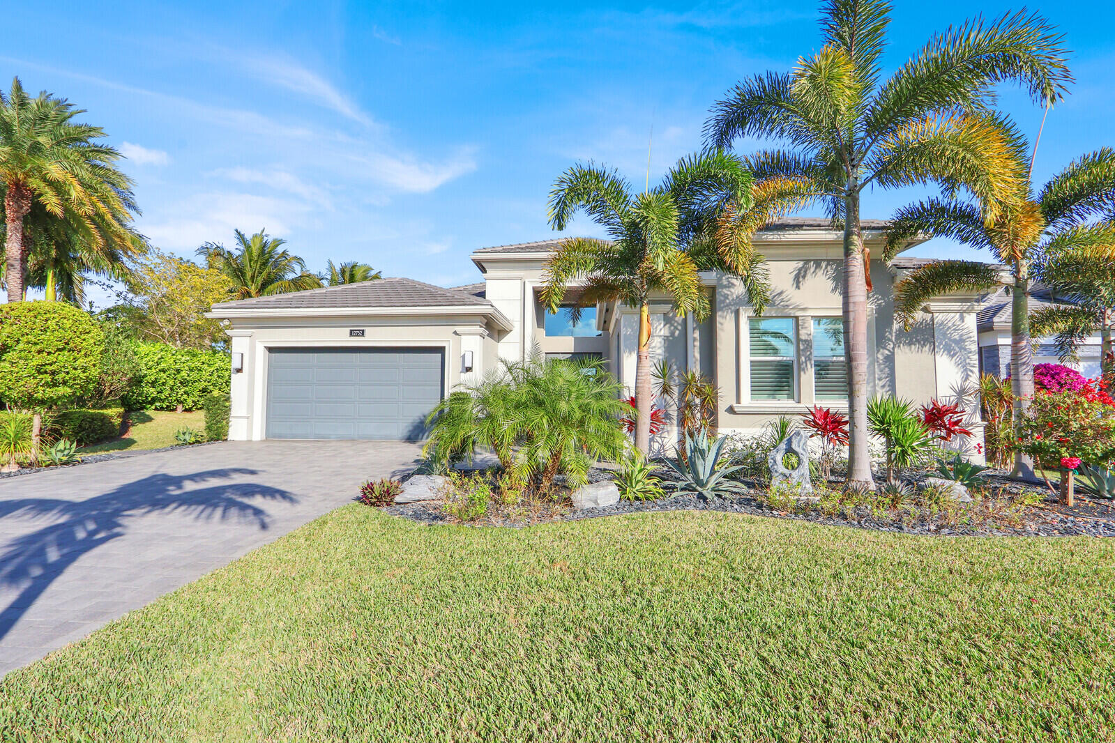 View details of listing 12752 Veneto Springs Drive, Boynton Beach, FL 33473 Boynton Beach with MLS# 