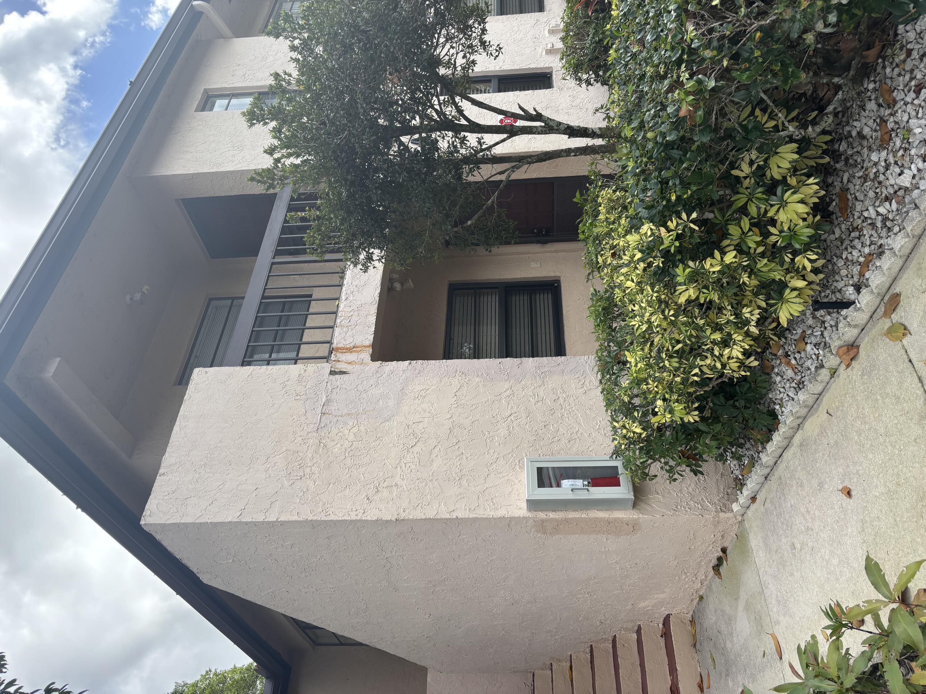 View details of listing 9268 Vista Del Lago 26b, Boca Raton, FL 33428 Boca Raton with MLS# 