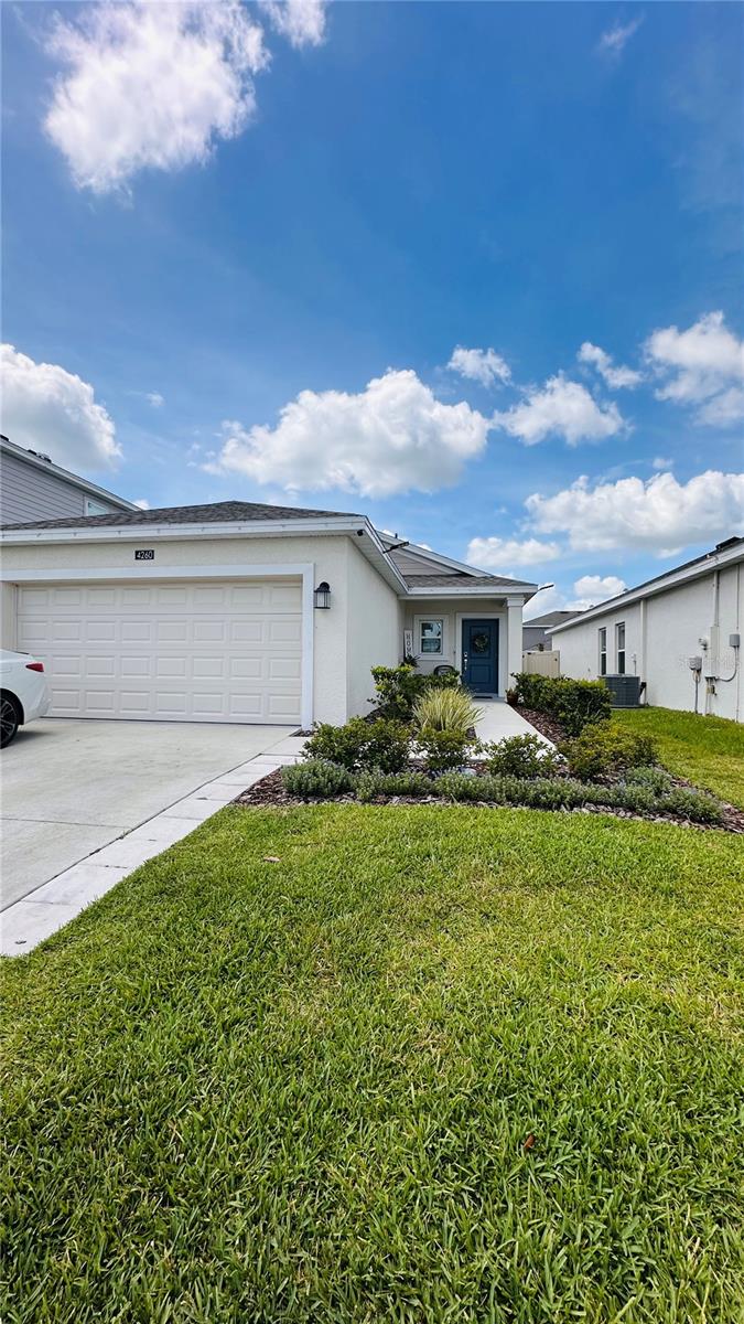 View details of listing 4260 PEBBLES THROW DR KISSIMMEE with MLS# S5146695