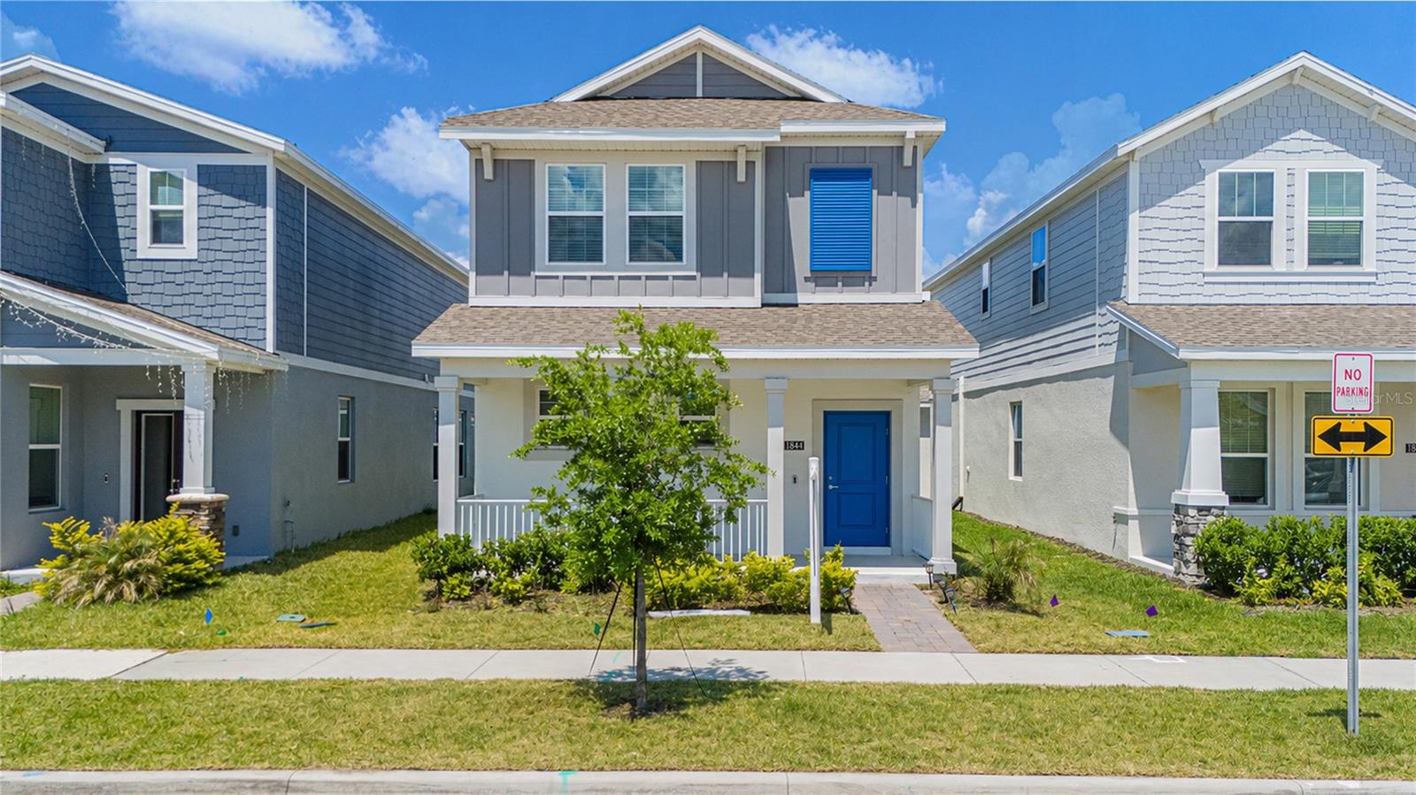 View details of listing 1844 BRIGHT SKY DR KISSIMMEE with MLS# S5148768