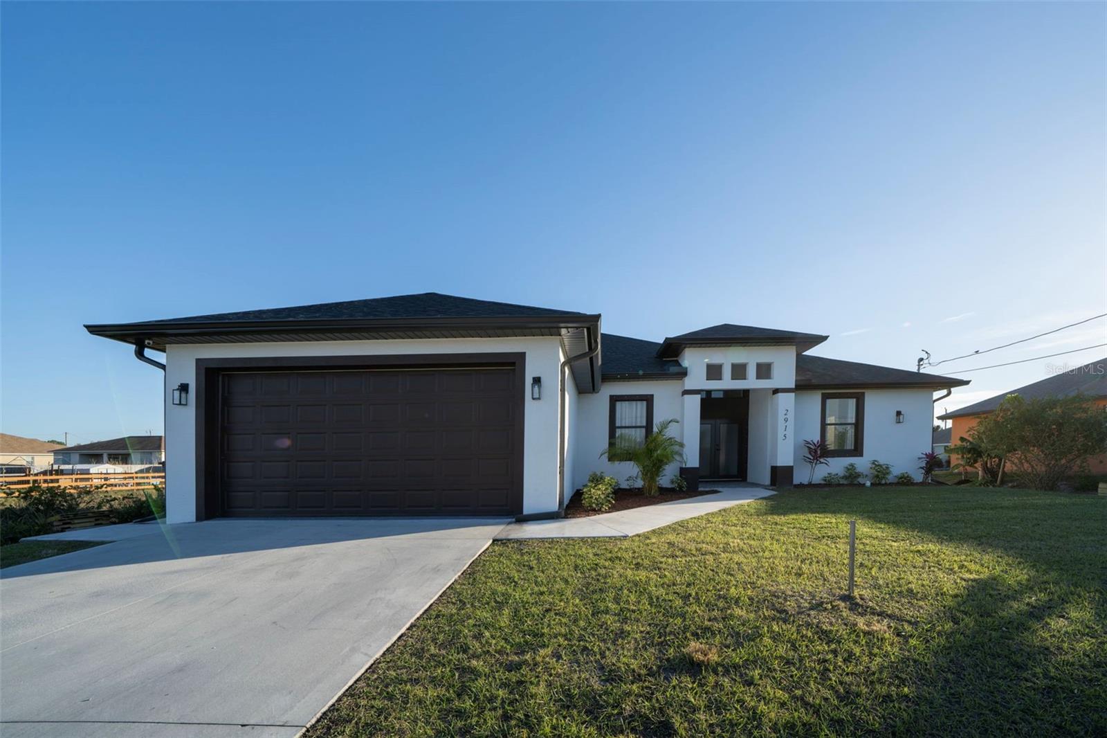 Listing TB8350595 2915 5TH ST SW, LEHIGH ACRES, FL 33976