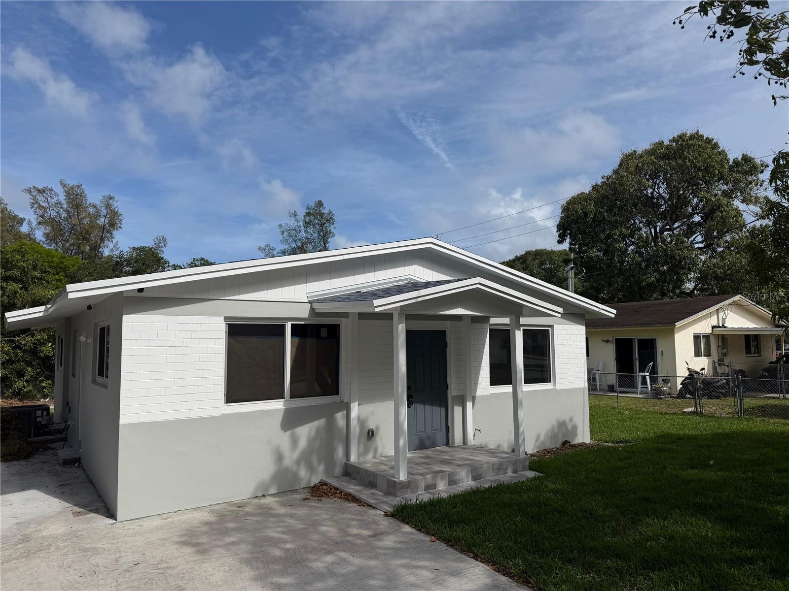 View details of listing 836 SW 2ND TER DEERFIELD BEACH with MLS# TB8503336