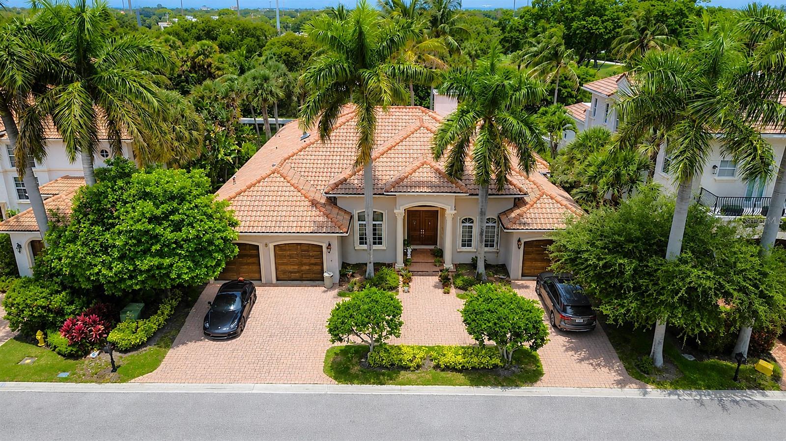 Listing TB8525793 785 HARBOUR ISLE PL, NORTH PALM BEACH, FL 33410