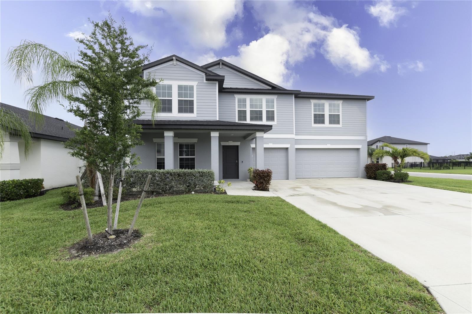 View details of listing 17177 MONTE ISOLA WAY NORTH FORT MYERS with MLS# TB8526621