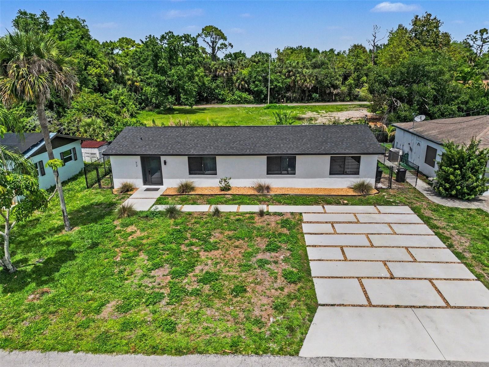 View details of listing 73 CARDINAL DR NORTH FORT MYERS with MLS# V4948332